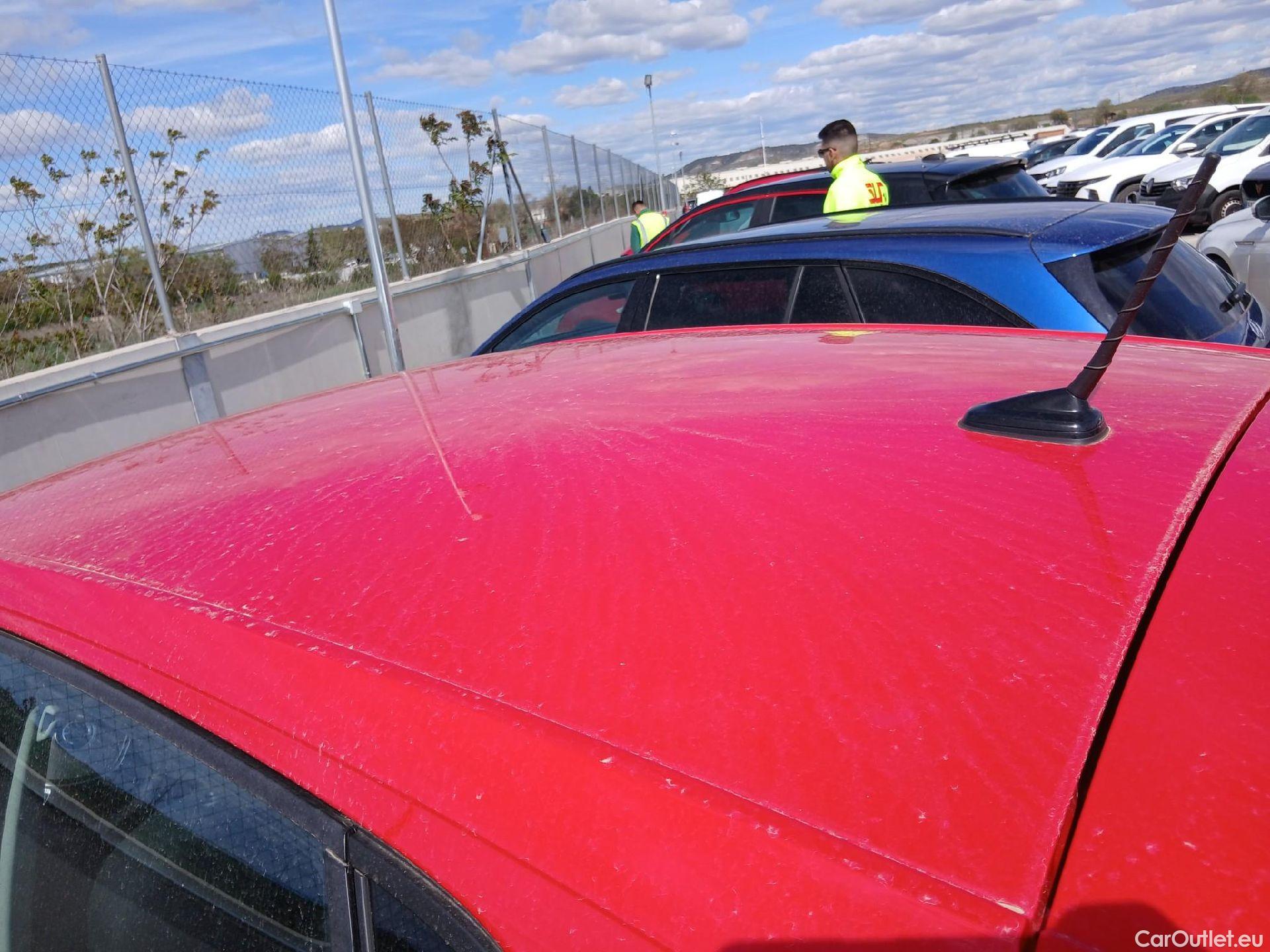  Volkswagen  Polo VOLKSWAGEN  / 2017 / 5P / berlina con portón Advance 1.0 TSI 70kW (95CV) #11