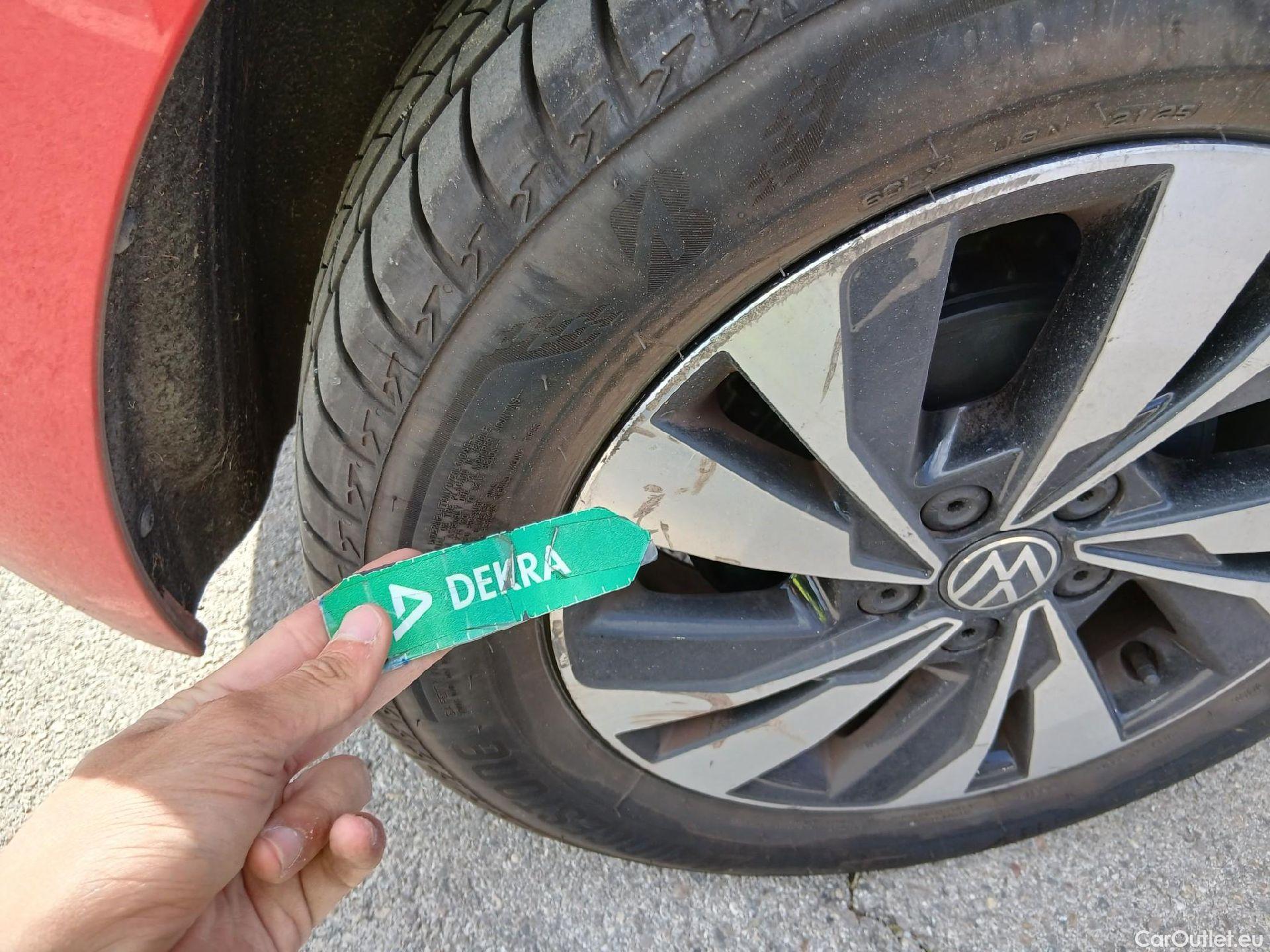  Volkswagen  Polo VOLKSWAGEN  / 2017 / 5P / berlina con portón Advance 1.0 TSI 70kW (95CV) #18