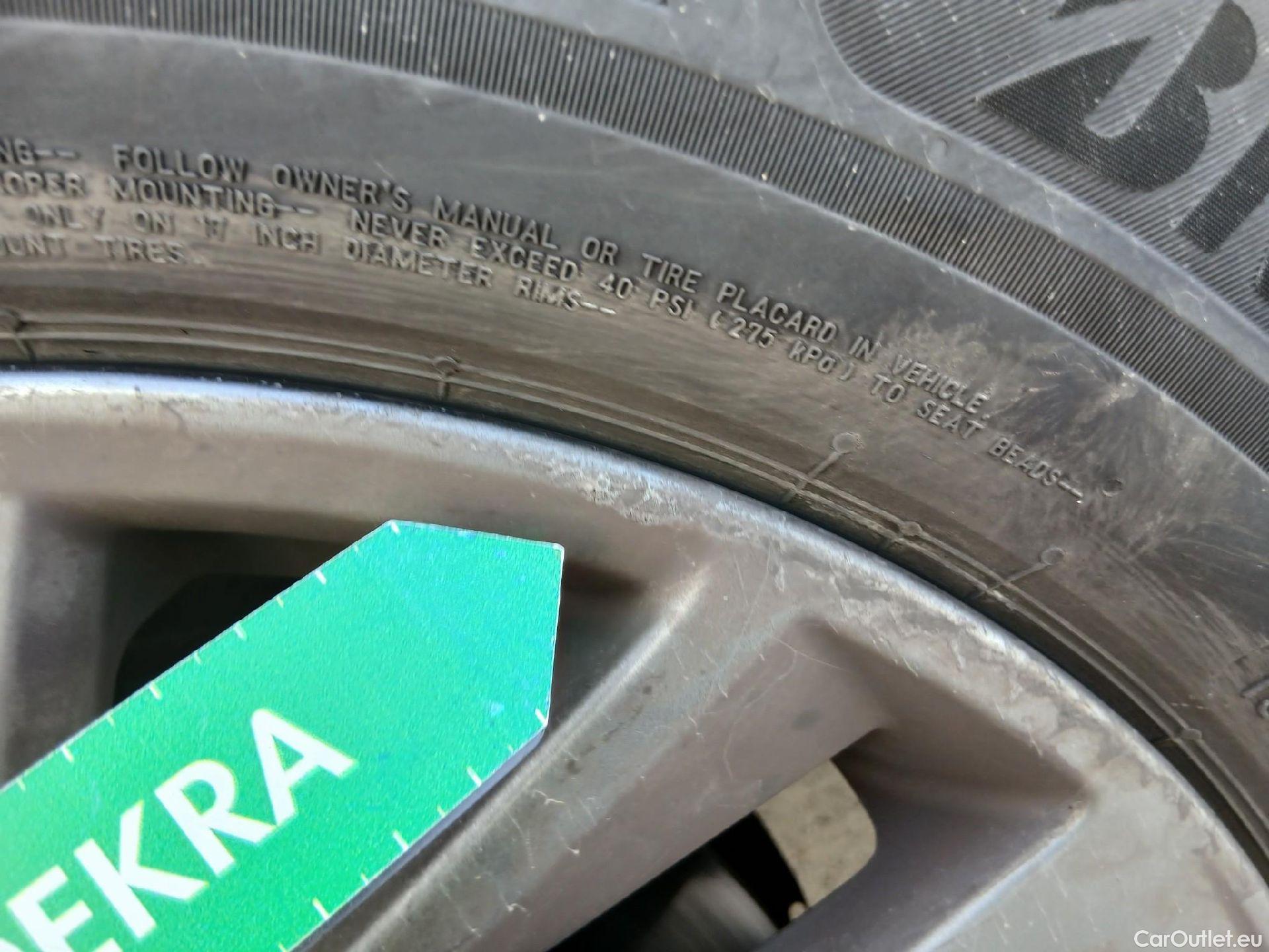  Nissan  Qashqai NISSAN  / 2021 / 5P / todoterreno DIG-T 116kW (158CV) mHEV Xtronic Acenta (AC8) #11