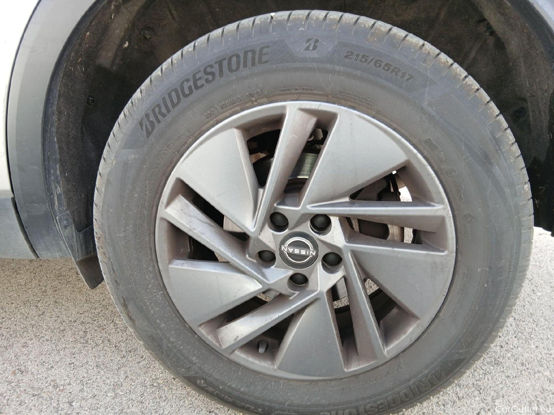  Nissan  Qashqai NISSAN  / 2021 / 5P / todoterreno DIG-T 116kW (158CV) mHEV Xtronic Acenta (AC8) #21