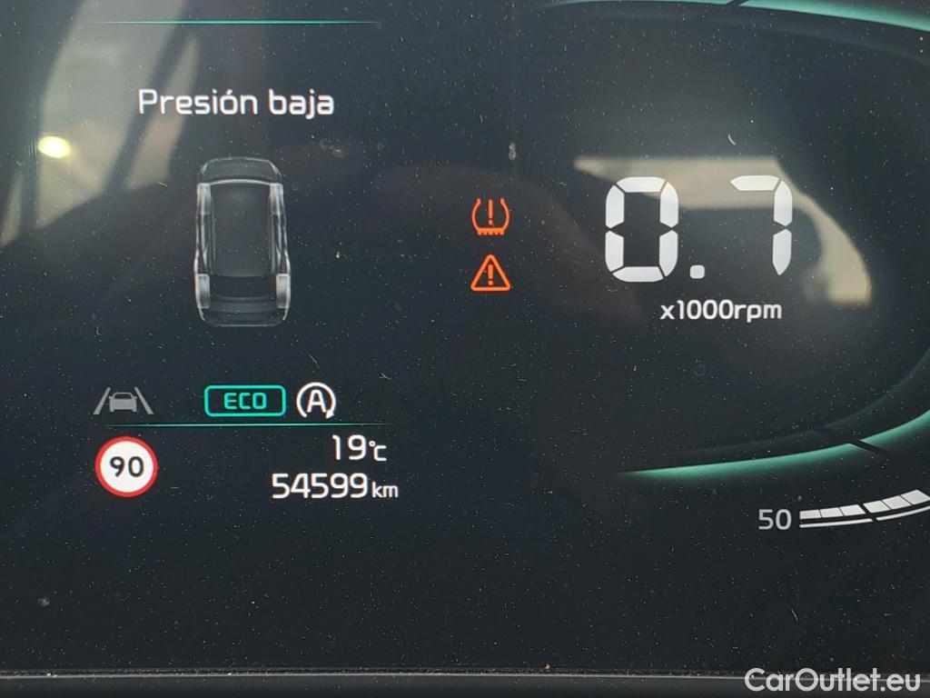  KIA  Sportage KIA  / 2022 / 5P / todoterreno 1.6 T-GDi MHEV 118kW (160CV) Drive 17