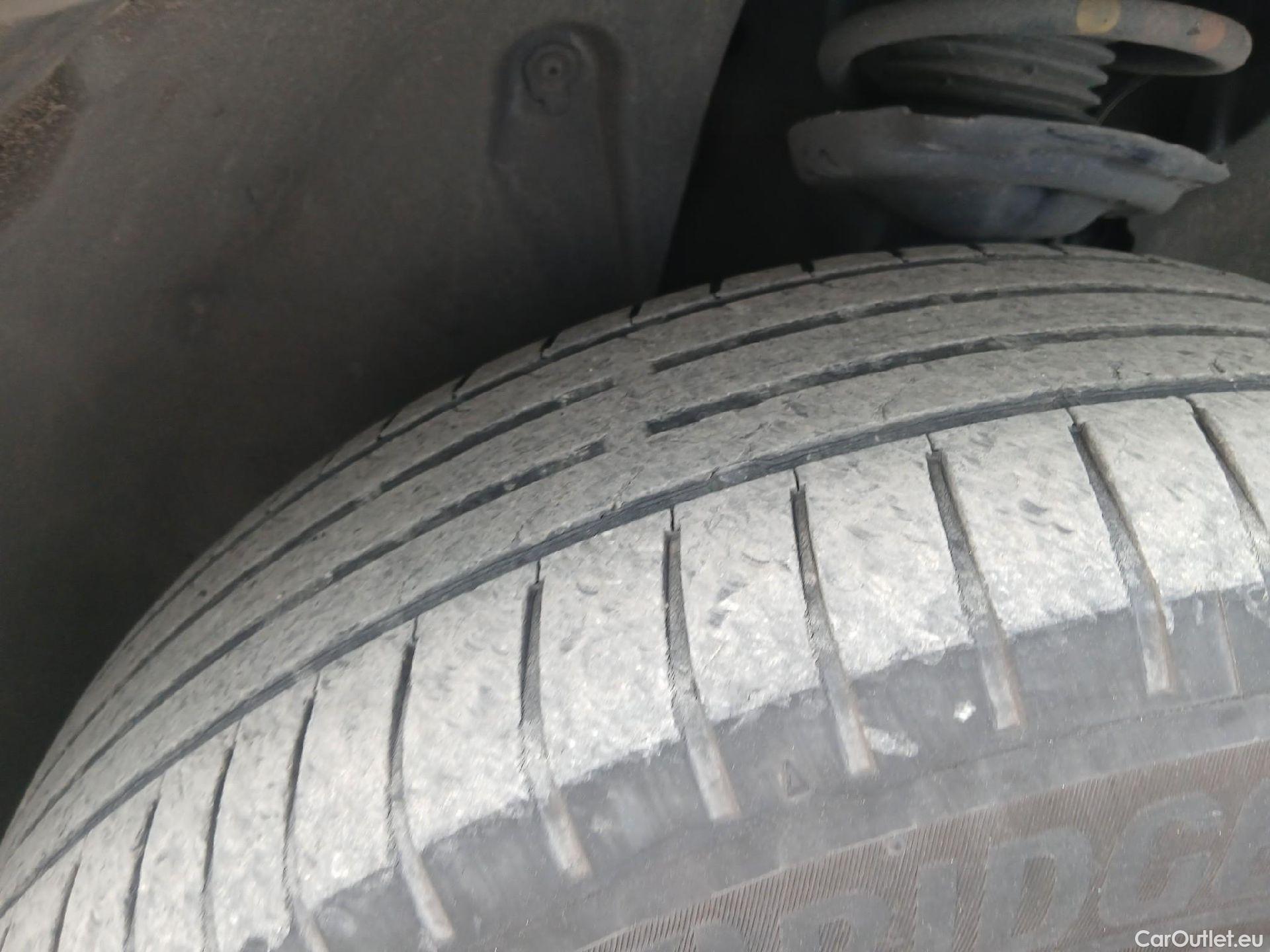  Skoda  Kodiaq SKODA  / 2021 / 5P / todoterreno 2.0 TDI 110KW (150cv) DSG 4x2 Ambition #35