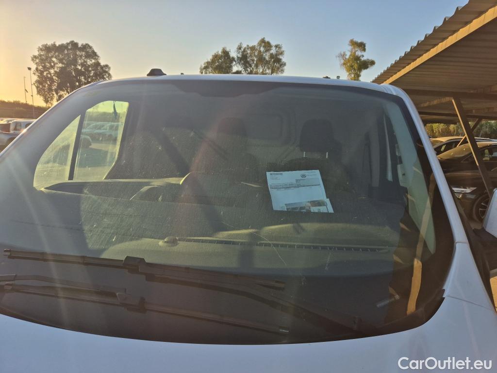  Ford  Transit FORD  Custom / 2012 / 4P / furgón Van 2.0 TDCI 96kW 320 L1 MHEV Trend #1