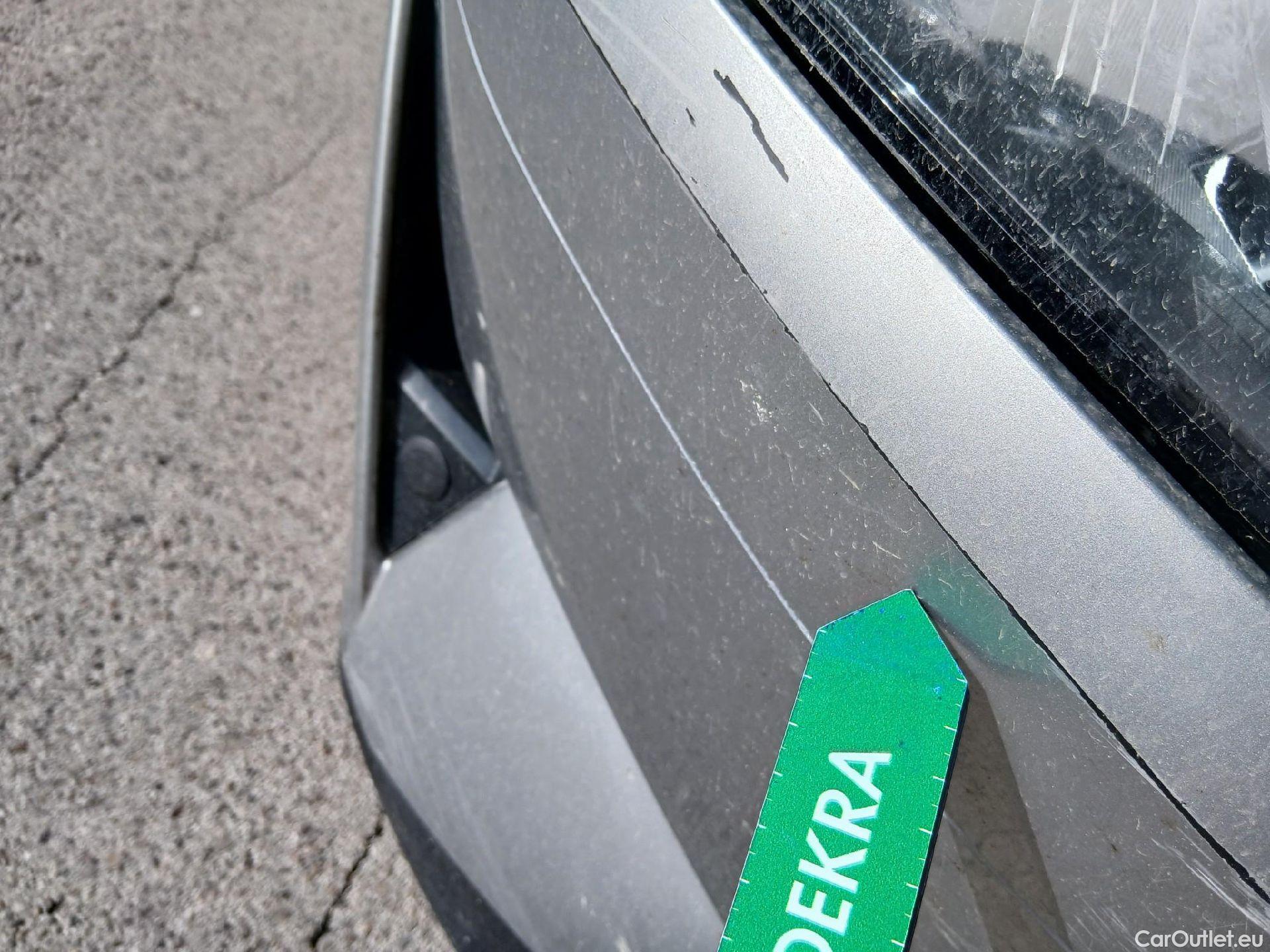  Nissan  Qashqai NISSAN  / 2021 / 5P / todoterreno DIG-T 116kW (158CV) mHEV Xtronic Acenta (AC8) #3