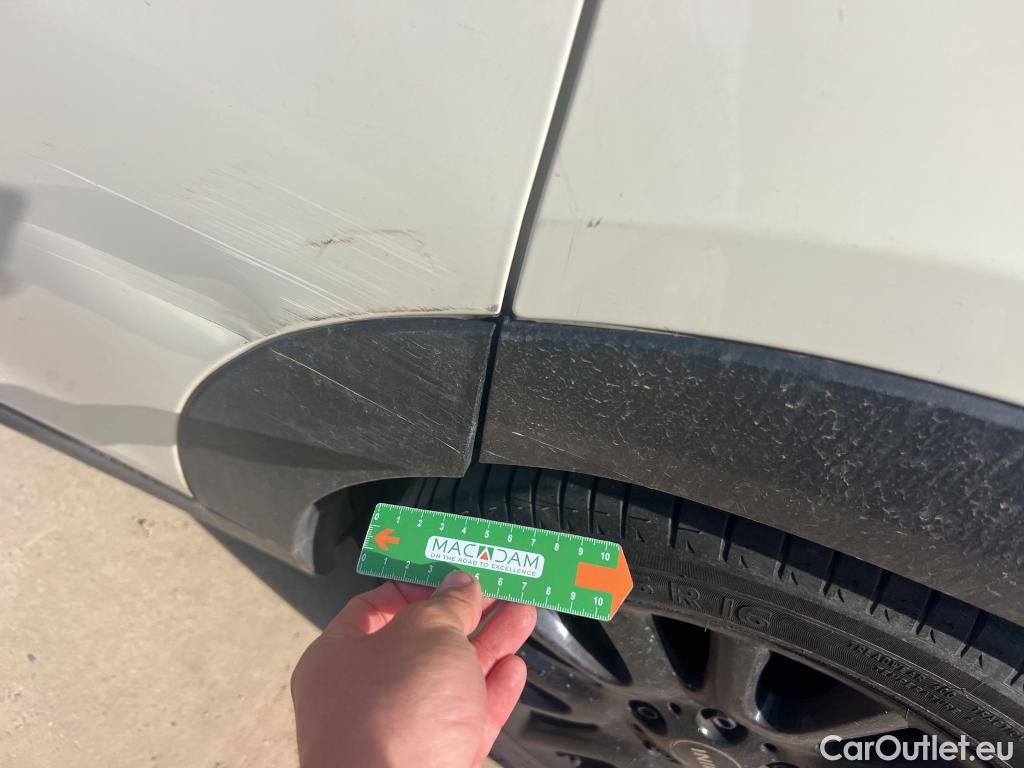  Mini  Cooper MINI MINI / 2014 / 5P / berlina con portón ONE 5 PUERTAS (CX) #43