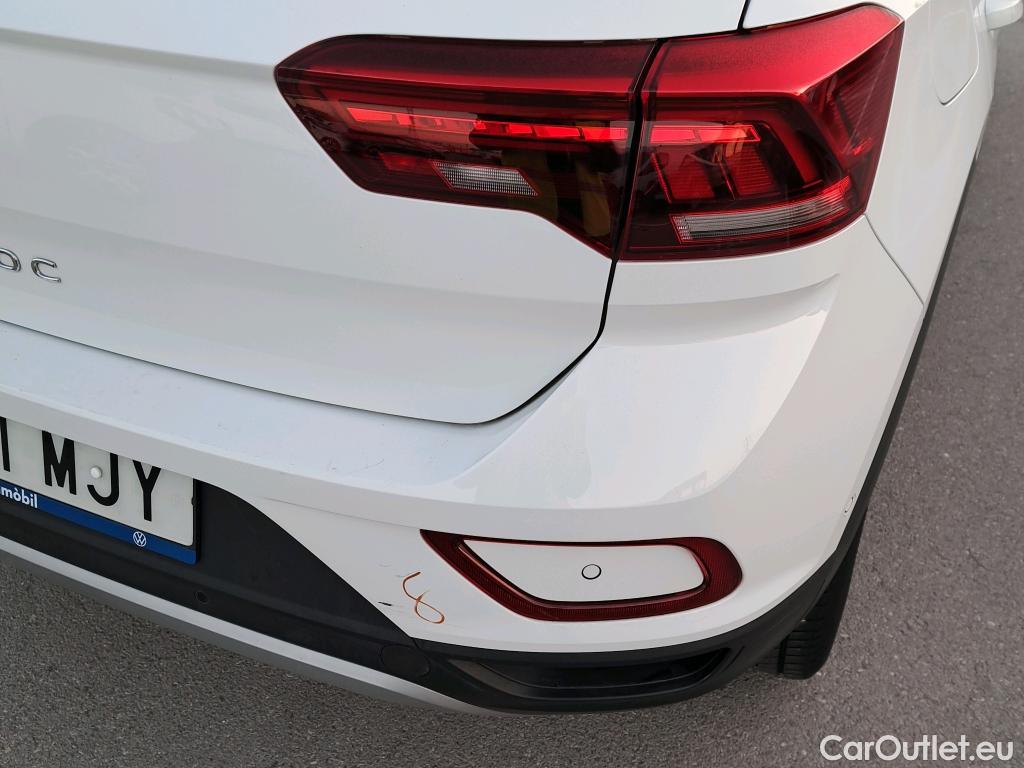  Volkswagen  T-ROC  Life 2.0 TDI 115CV MT6 E6d #17