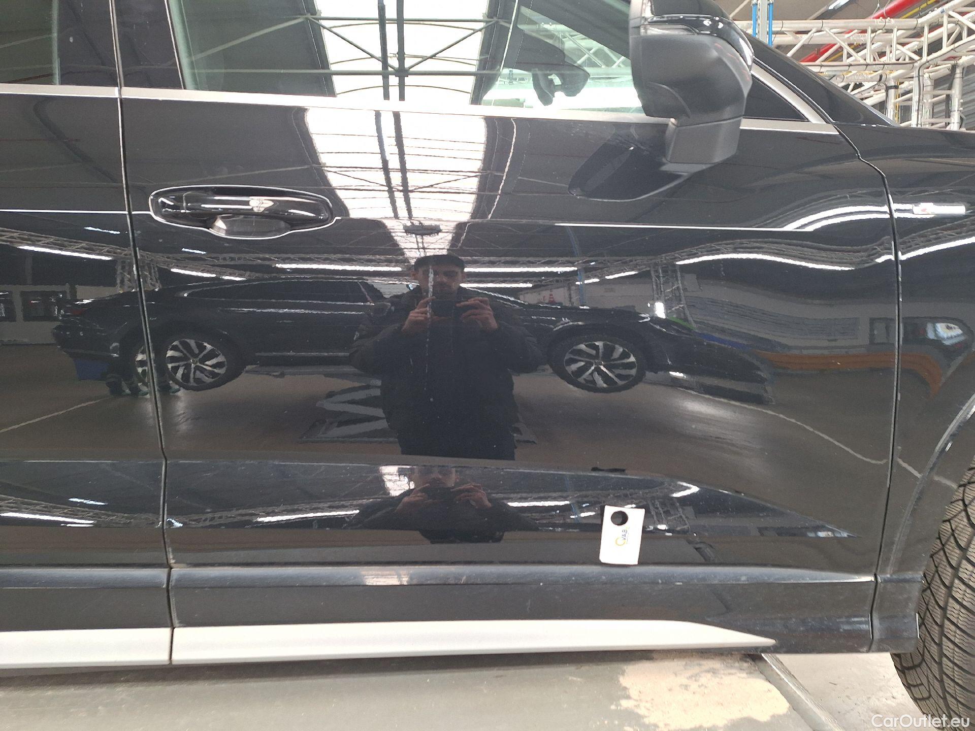  Audi  Q3 Audi,  SB '19, Audi  Sportback 35 TFSI S Line 5d #35