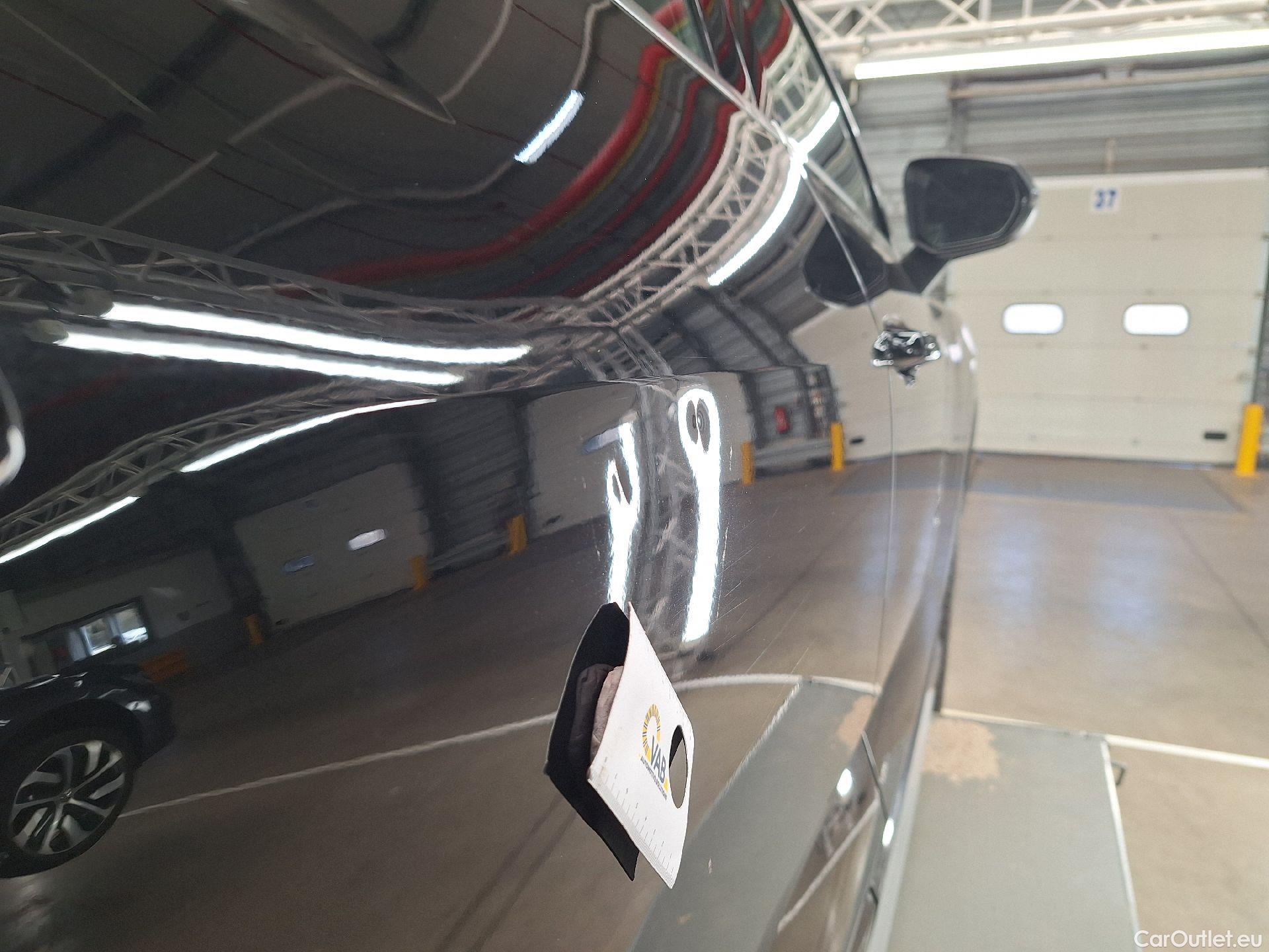  Audi  Q3 Audi,  SB '19, Audi  Sportback 35 TFSI S Line 5d #31