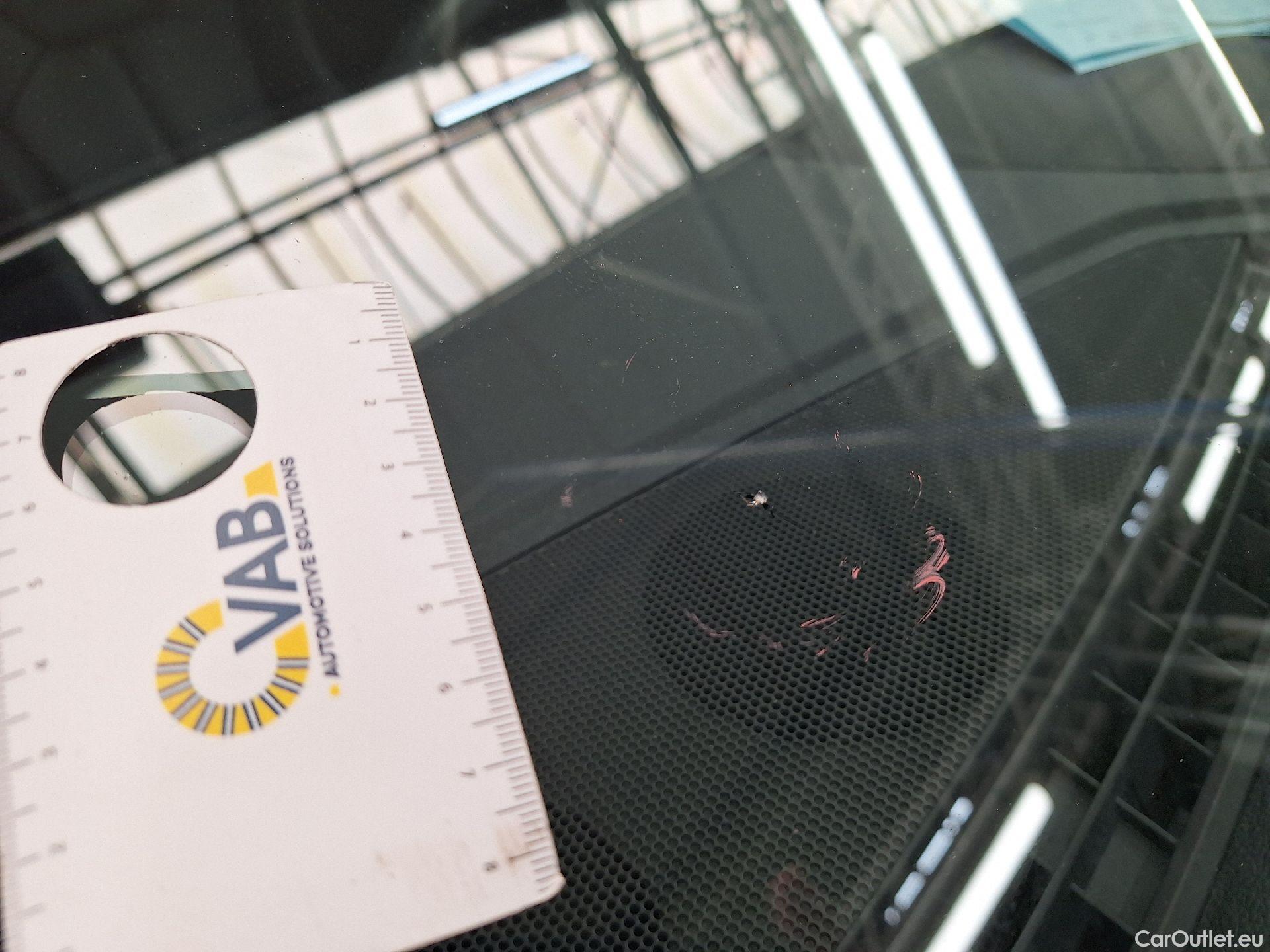  Audi  Q3 Audi,  SB '19, Audi  Sportback 35 TFSI S Line 5d #15