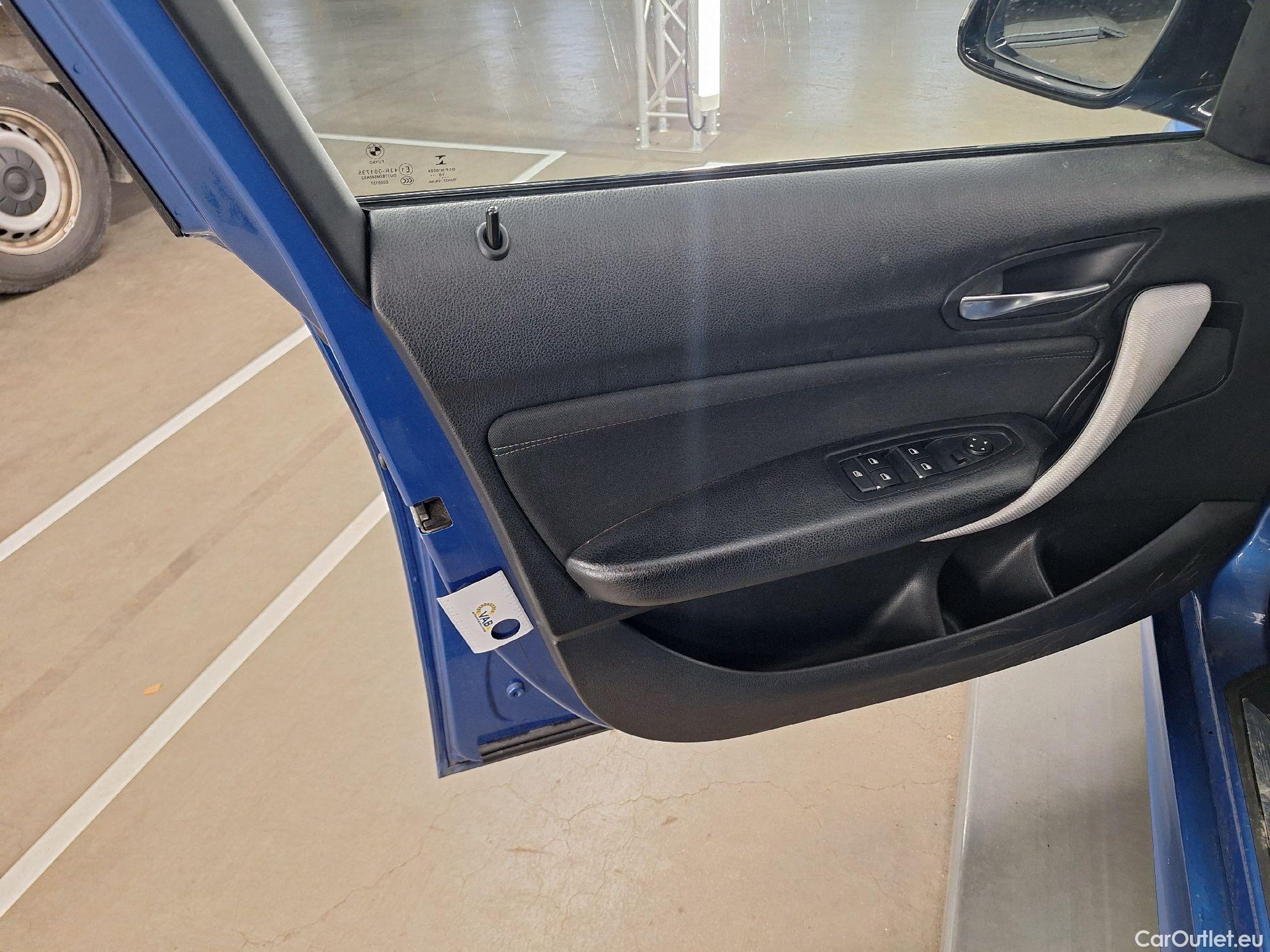  Bmw  Serie 1 BMW, 1-serie '15, BMW 1 Reeks Hatch 118d (110 kW) Aut. 5d #15