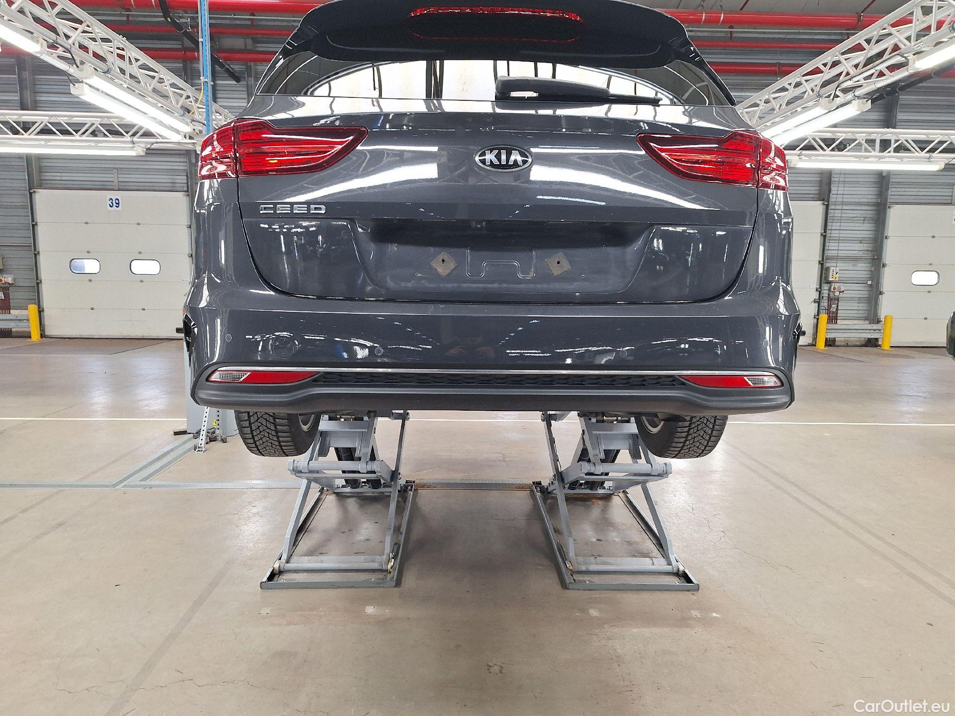  KIA  Cee'd Kia, Ceed SW '18, KIA  Sportswagon More 1.6 CRDi 115 ISG 5d #14