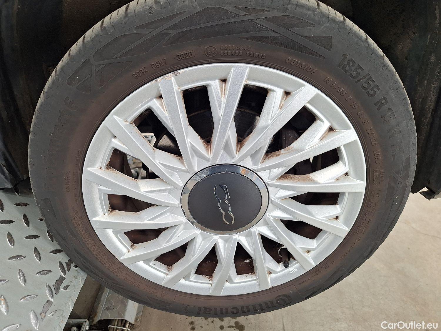  Fiat  500 Fiat,  '15, Fiat  1.0 Hybrid 70 Lounge 3d #1