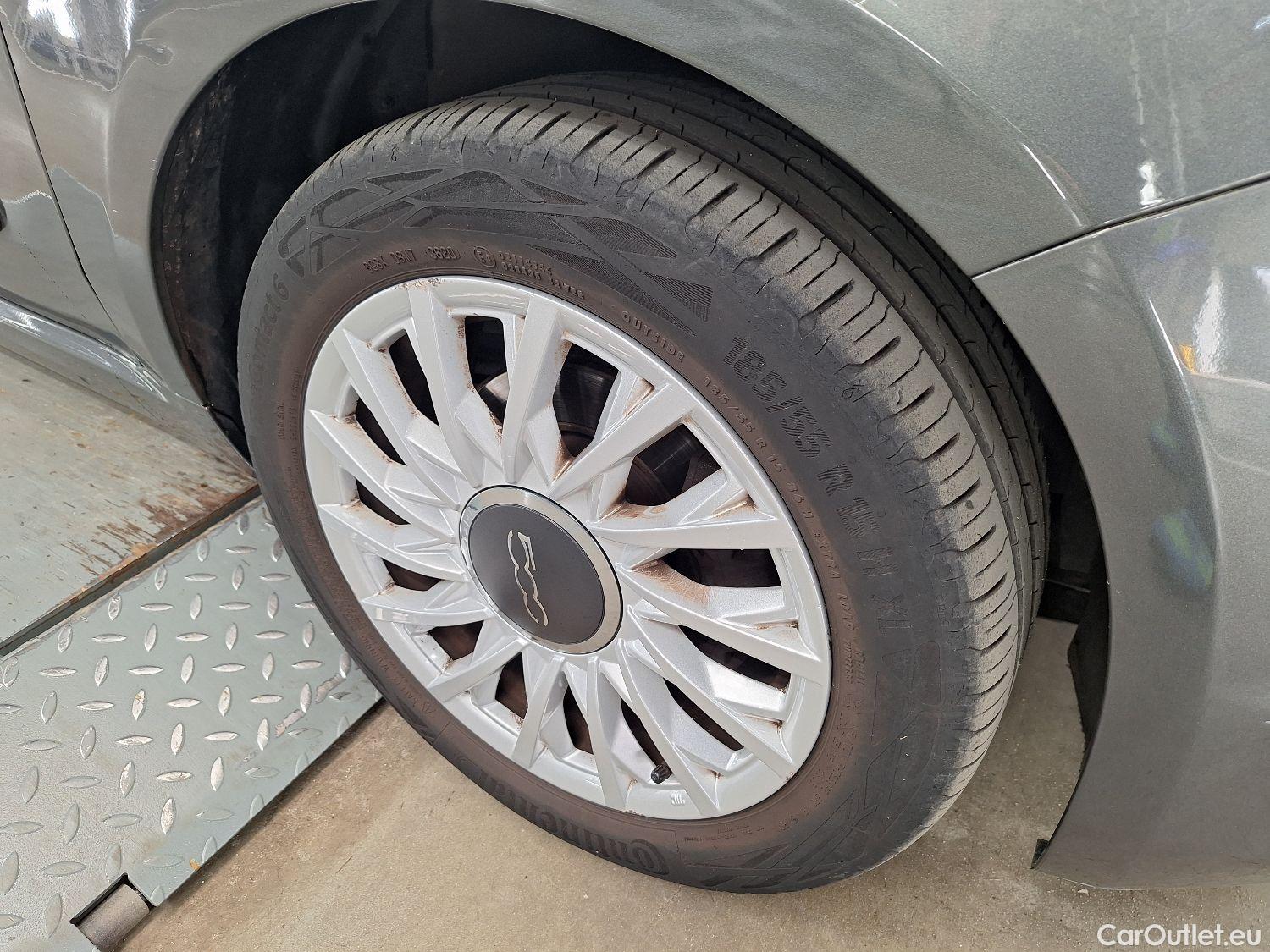  Fiat  500 Fiat,  '15, Fiat  1.0 Hybrid 70 Lounge 3d #59