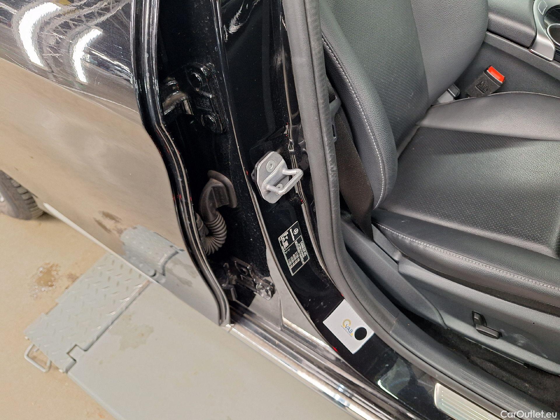  Mercedes  C-Klasse Mercedes,  FL'18, Mercedes-Benz  Berline C 200 d Business So #15