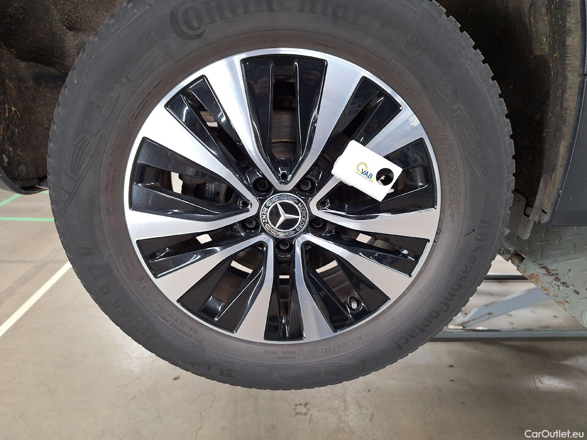  Mercedes  GLB Mercedes,  '19, Mercedes-Benz   180 d Business Solution 5d #19