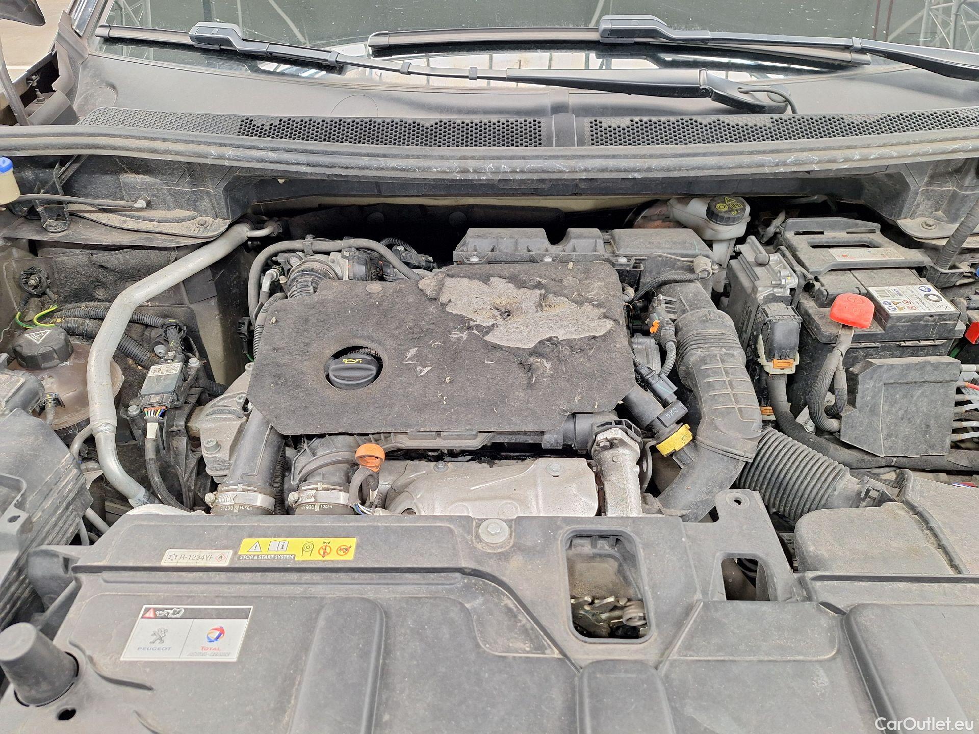  Peugeot  3008 Peugeot,  FL'20, Peugeot  1.5 BlueHDi 96kW S&S EAT8 GT Pack 5d #43