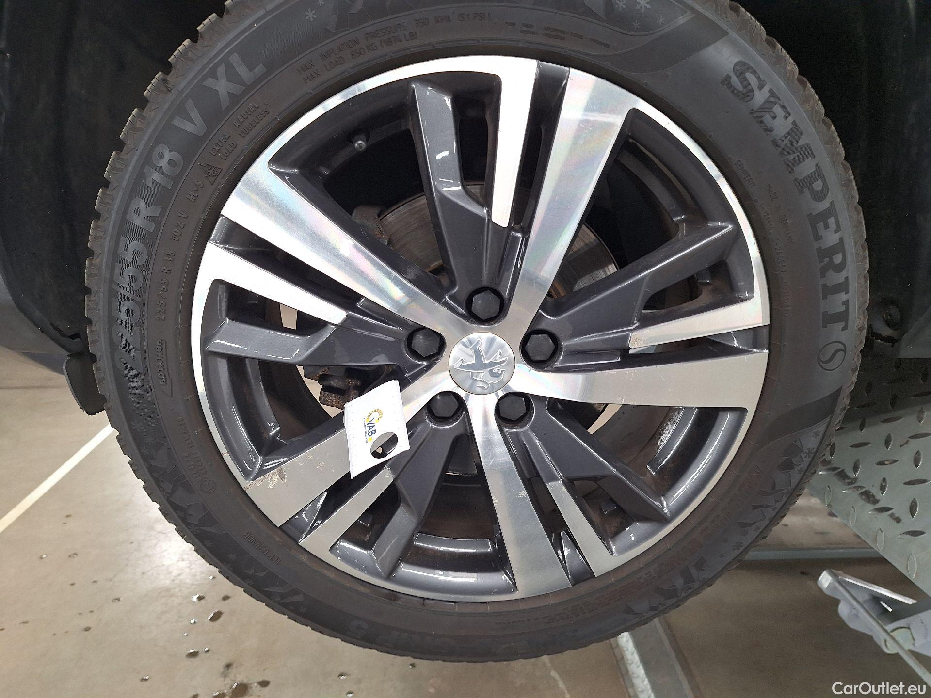  Peugeot  5008 Peugeot,  FL'20, Peugeot  1.5 BlueHDi 96kW S&S EAT8 Allure Pack #17