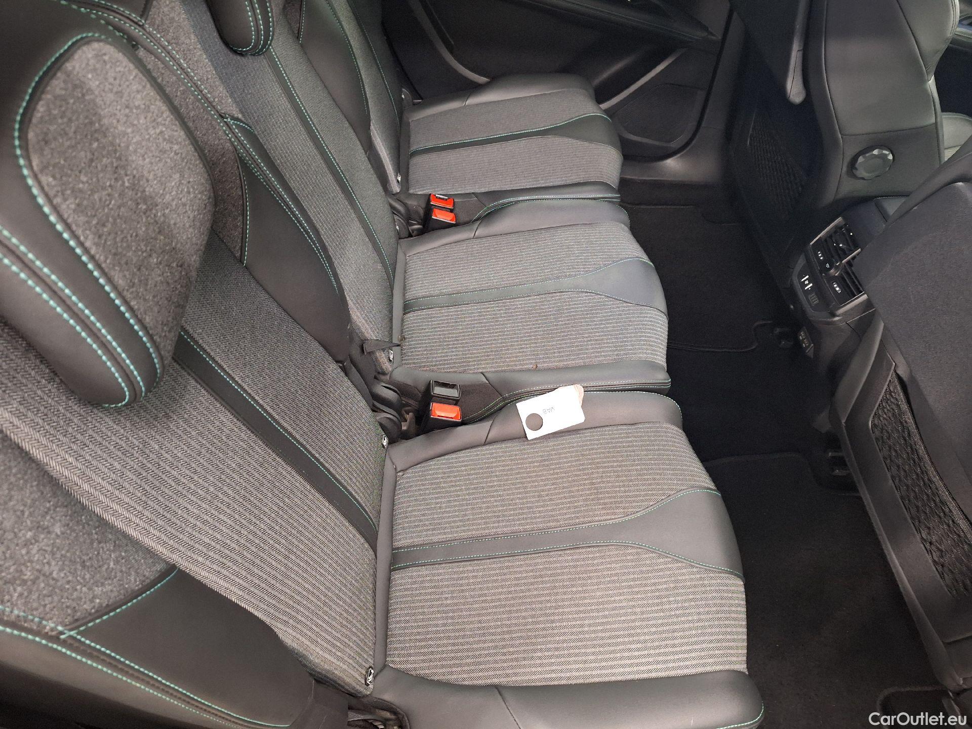  Peugeot  5008 Peugeot,  FL'20, Peugeot  1.5 BlueHDi 96kW S&S EAT8 Allure Pack #7