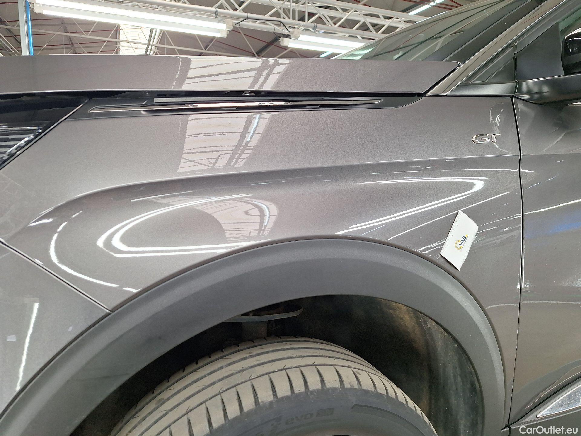  Peugeot  3008 Peugeot,  FL'20, Peugeot  1.5 BlueHDi 96kW S&S EAT8 GT Pack 5d #1