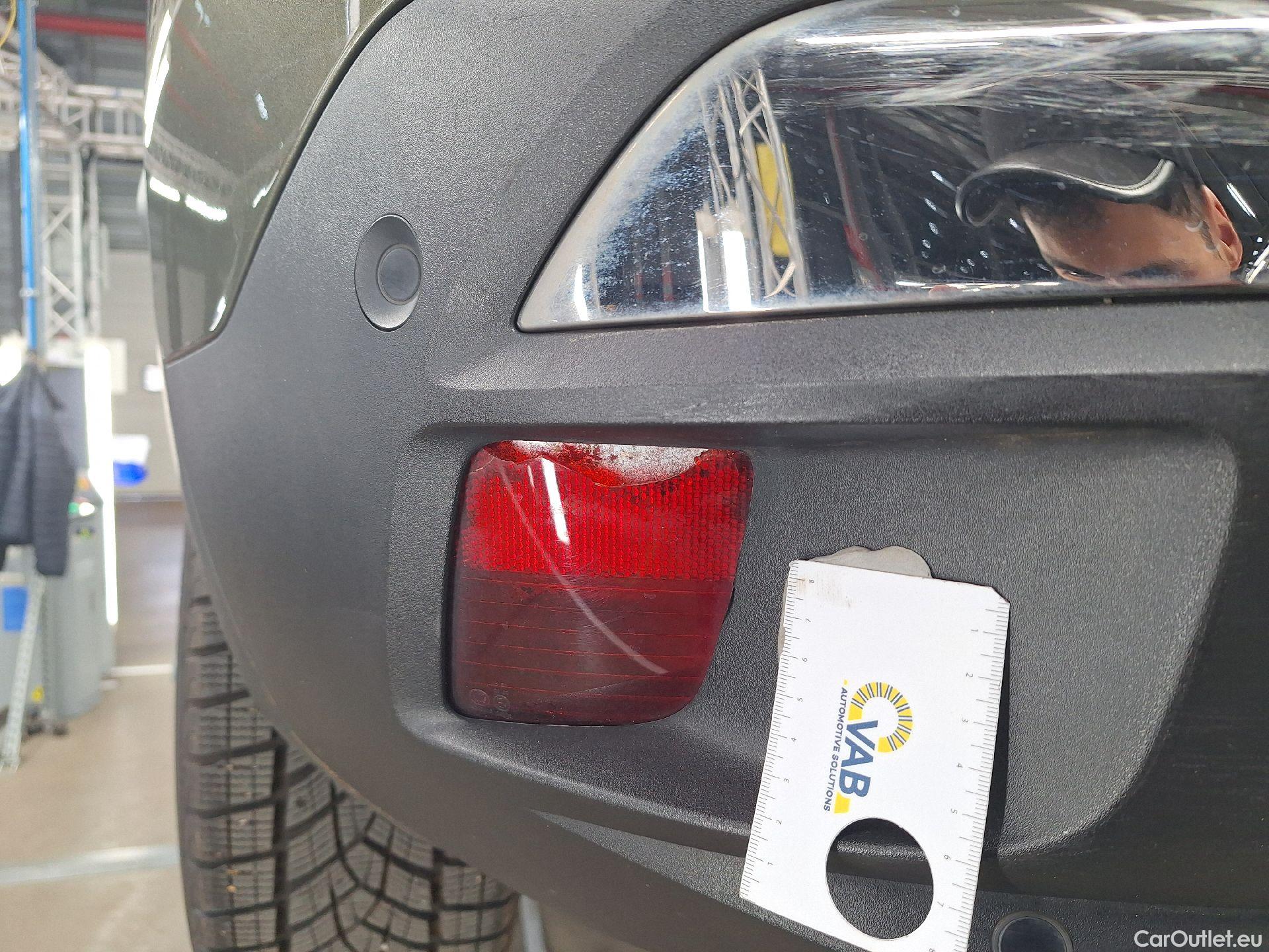  Peugeot  3008 Peugeot,  '16, Peugeot  1.5 BlueHDi 96kW S&S EAT8 Allure 5d #20