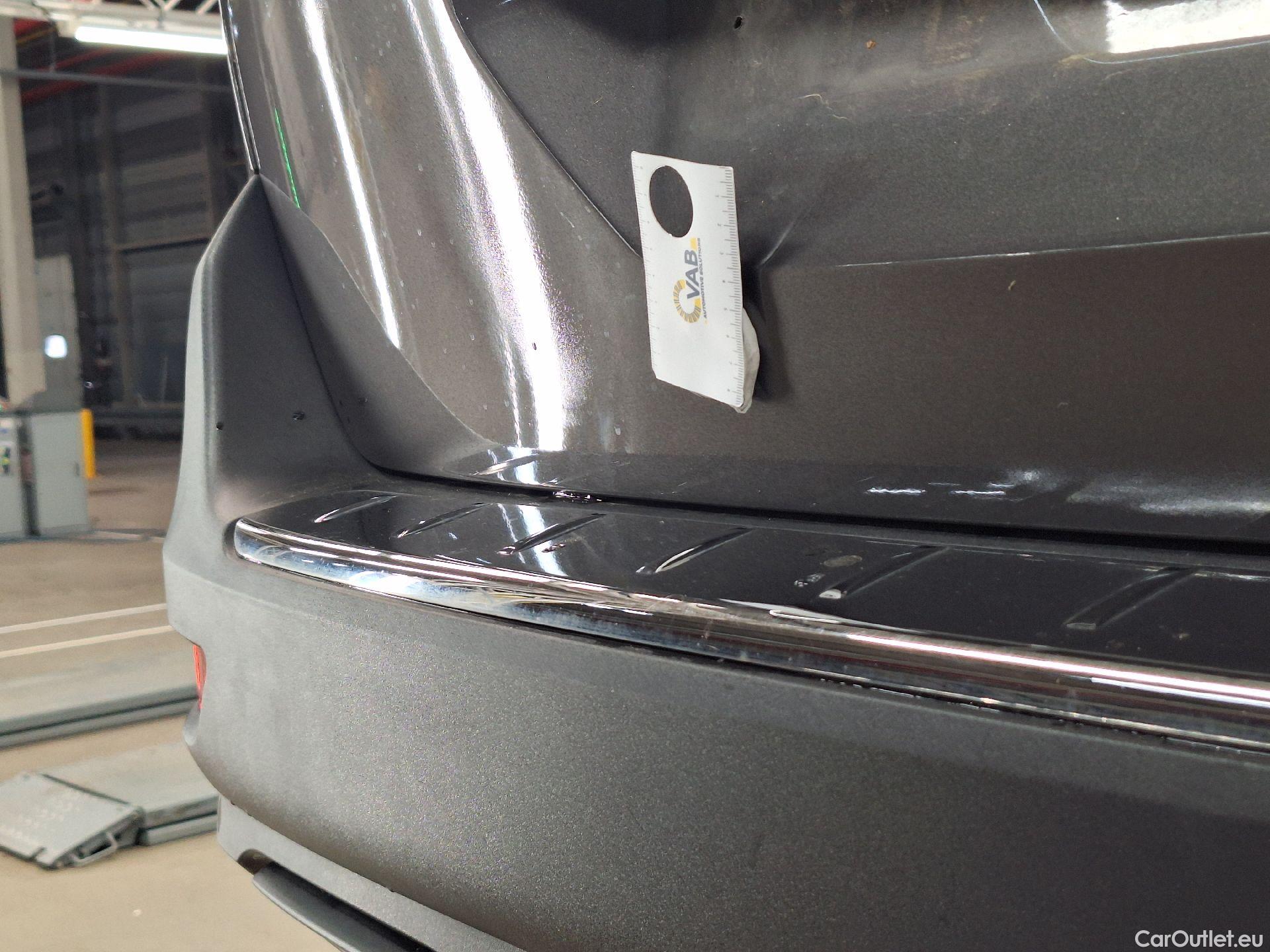  Peugeot  5008 Peugeot,  FL'20, Peugeot  1.5 BlueHDi 96kW S&S EAT8 Allure Pack #12