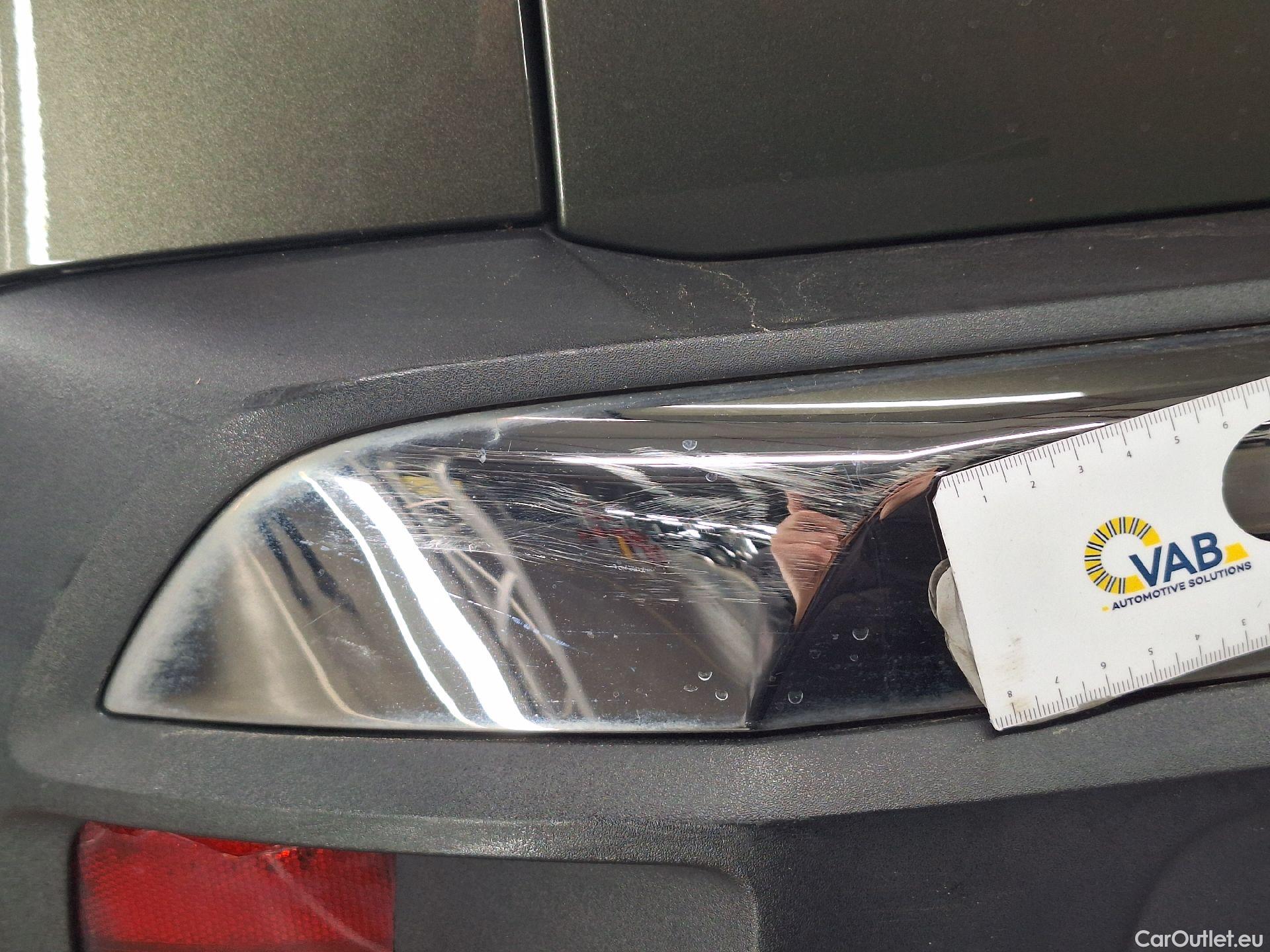  Peugeot  3008 Peugeot,  '16, Peugeot  1.5 BlueHDi 96kW S&S EAT8 Allure 5d #18