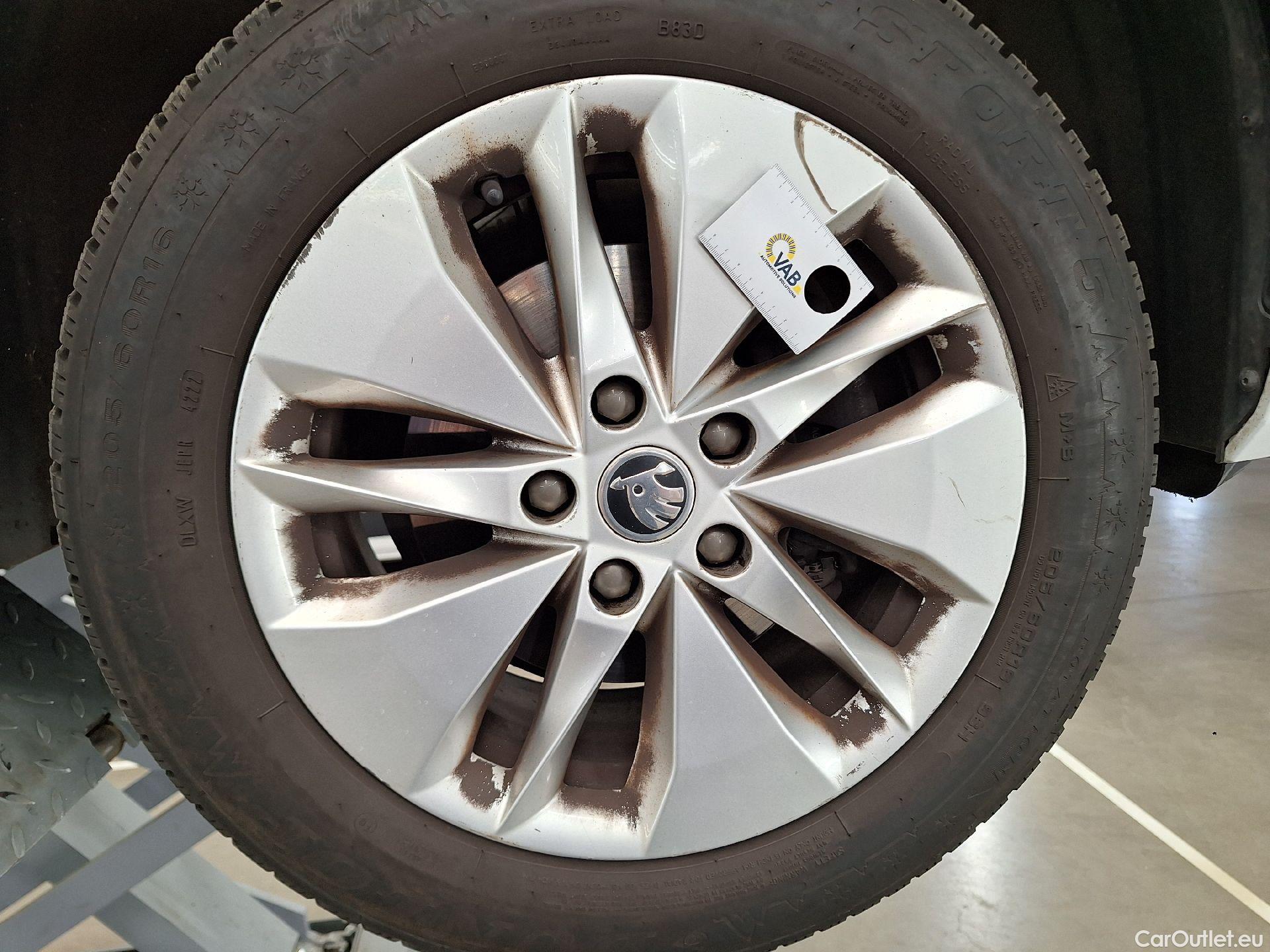  Skoda  Octavia Skoda,  Combi '20, Skoda  Combi 2.0 CRTDI 85kW Ambition 5d #58