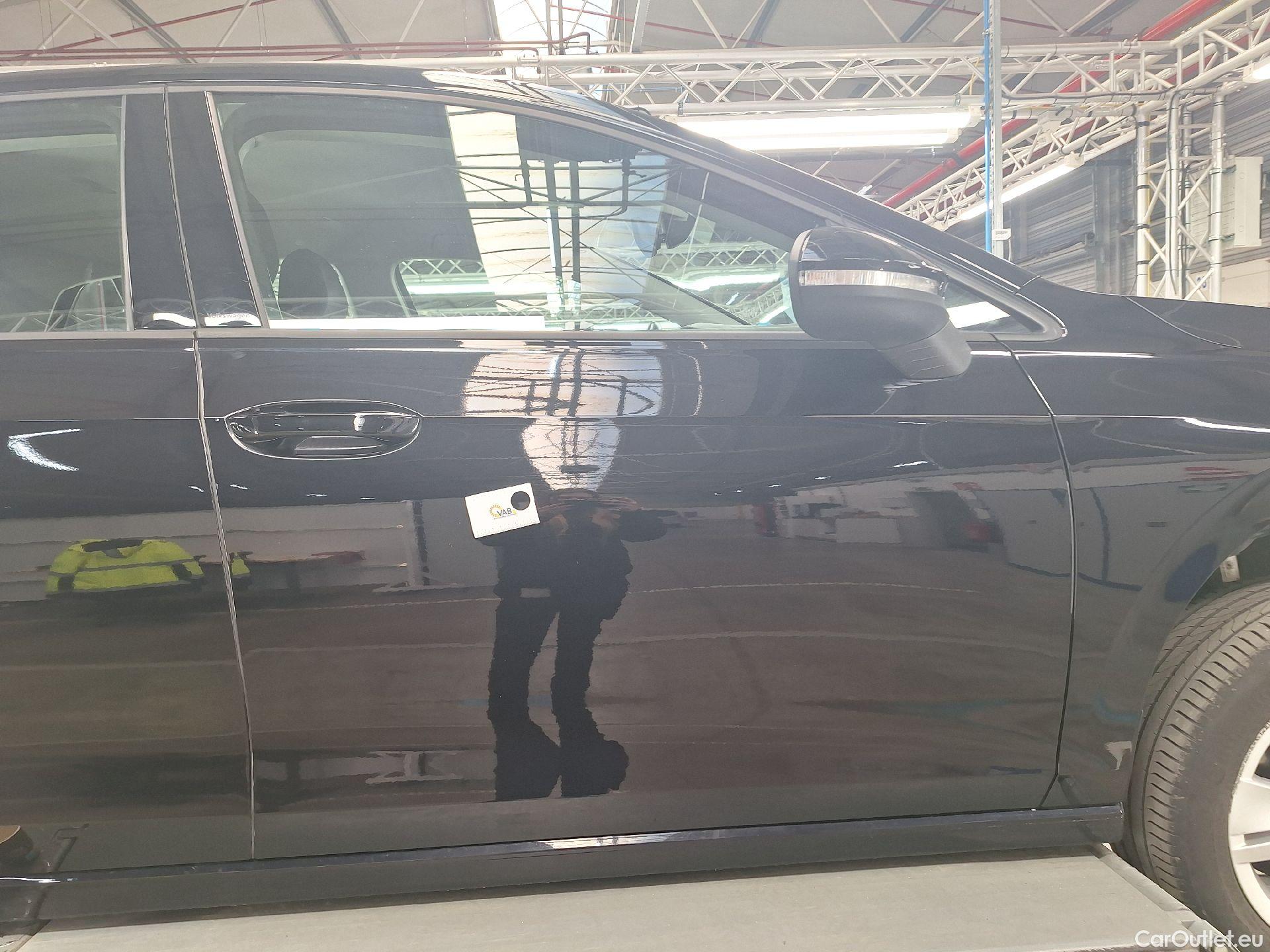  Volkswagen  Golf  VW, VIII '20, Volkswagen VIII 1.0 TSI 81kW Life 5d #73