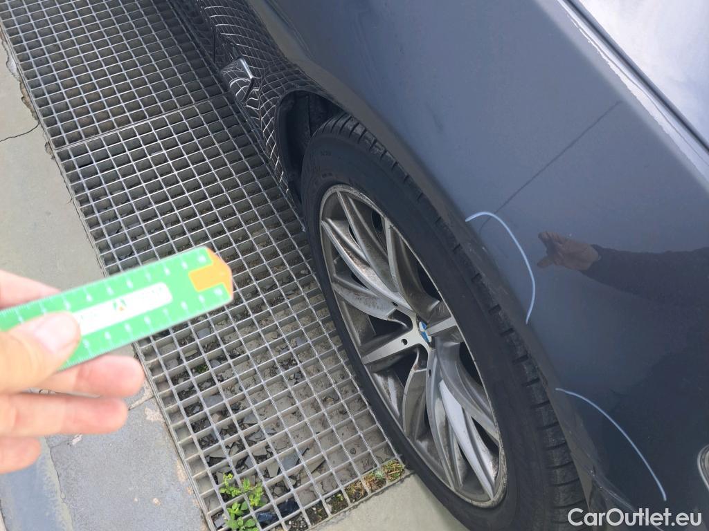  Bmw  Serie 5 BMW  4p 7G sedán 530dA #12