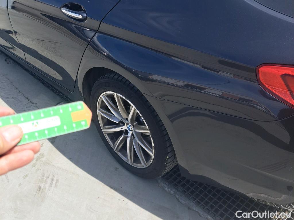  Bmw  Serie 5 BMW  4p 7G sedán 530dA #14