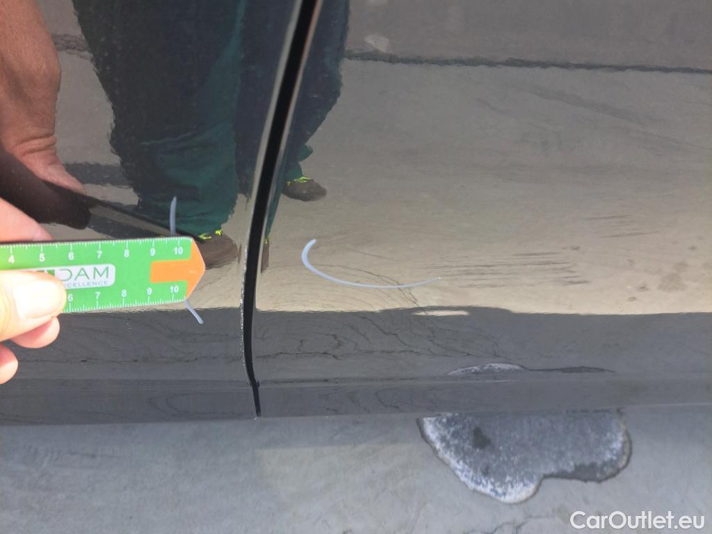  Bmw  Serie 5 BMW  4p 7G sedán 530dA #17