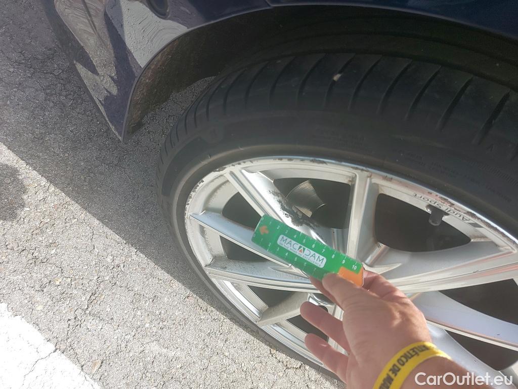  Audi  A3 AUDI  / 2020 / 5P / berlina con portón Sportback S line 30 TDI 85kW (116CV) #24