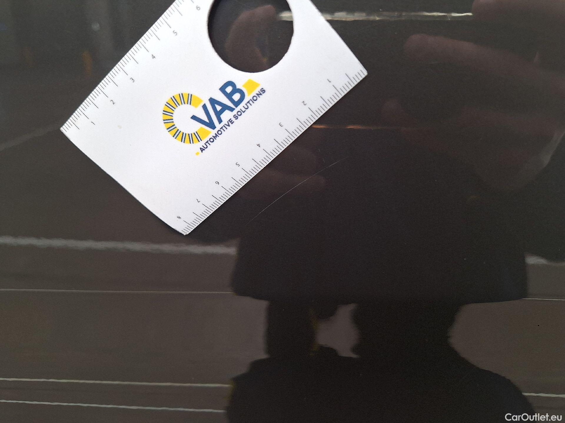  Volvo  XC60 Volvo,  FL'21, Volvo  B4 D Geartronic R-Design 5d #32