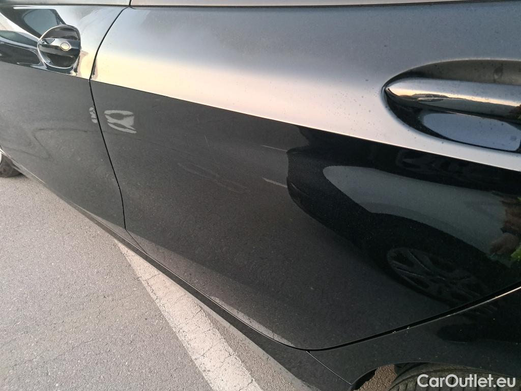  Bmw  Serie 1 BMW  / 2019 / 5P / berlina con portón 116d Corporate Auto. #17