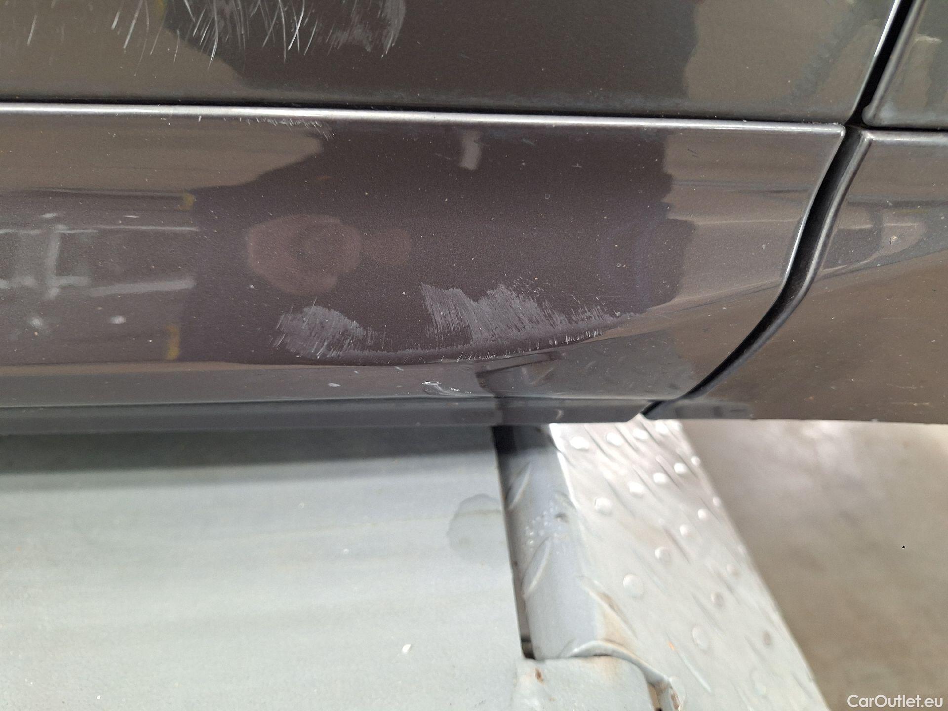  Volvo  XC60 Volvo,  FL'21, Volvo  B4 D Geartronic R-Design 5d #46