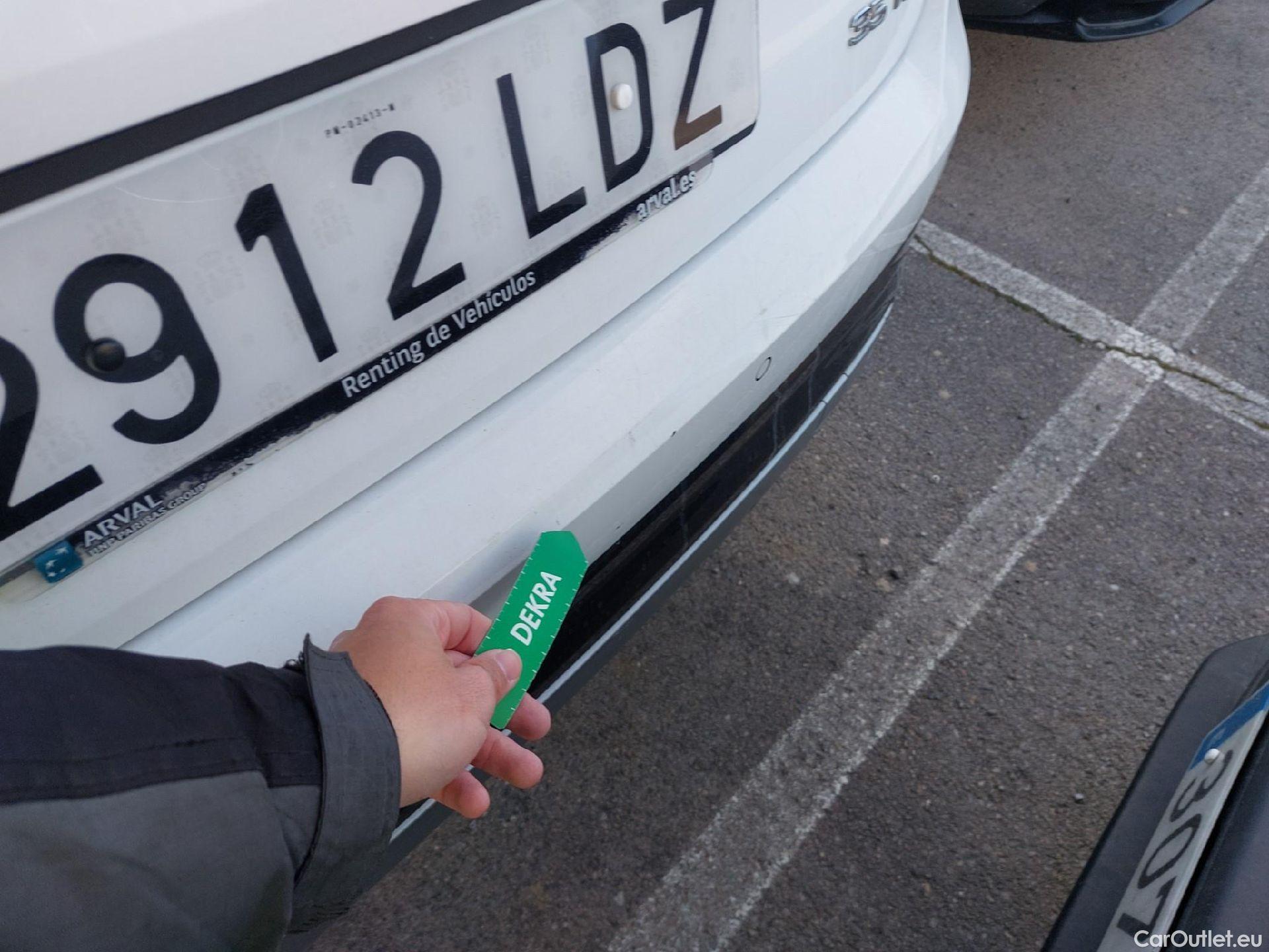  Audi  Q2 AUDI  / 2016 / 5P / todoterreno Design 35 TFSI 110kW (150CV) S tronic #10