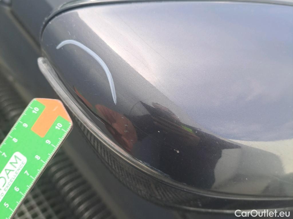  Bmw  Serie 5 BMW  4p 7G sedán 530dA #40