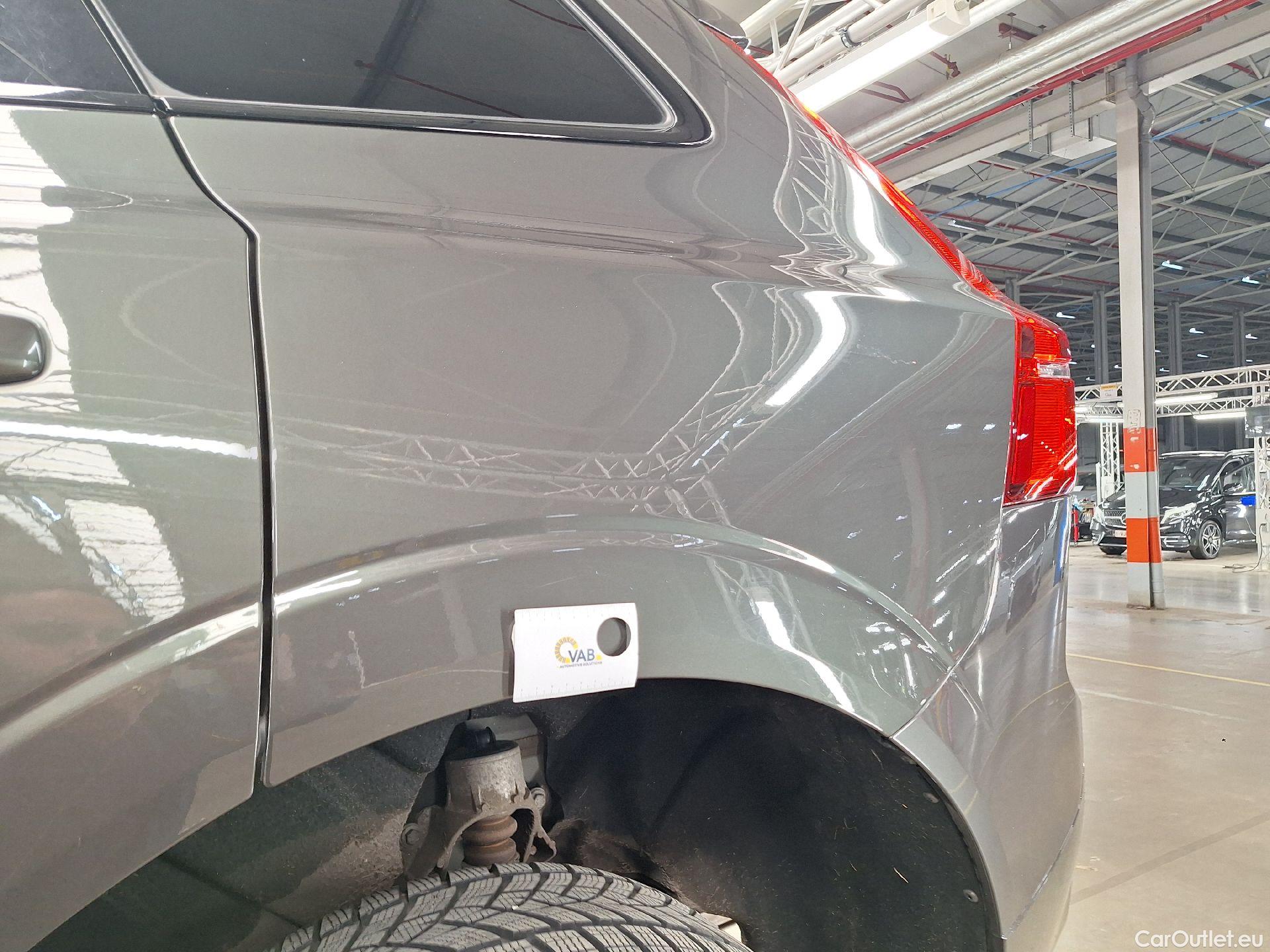  Volvo  XC60 Volvo,  FL'21, Volvo  B4 D Geartronic R-Design 5d #33