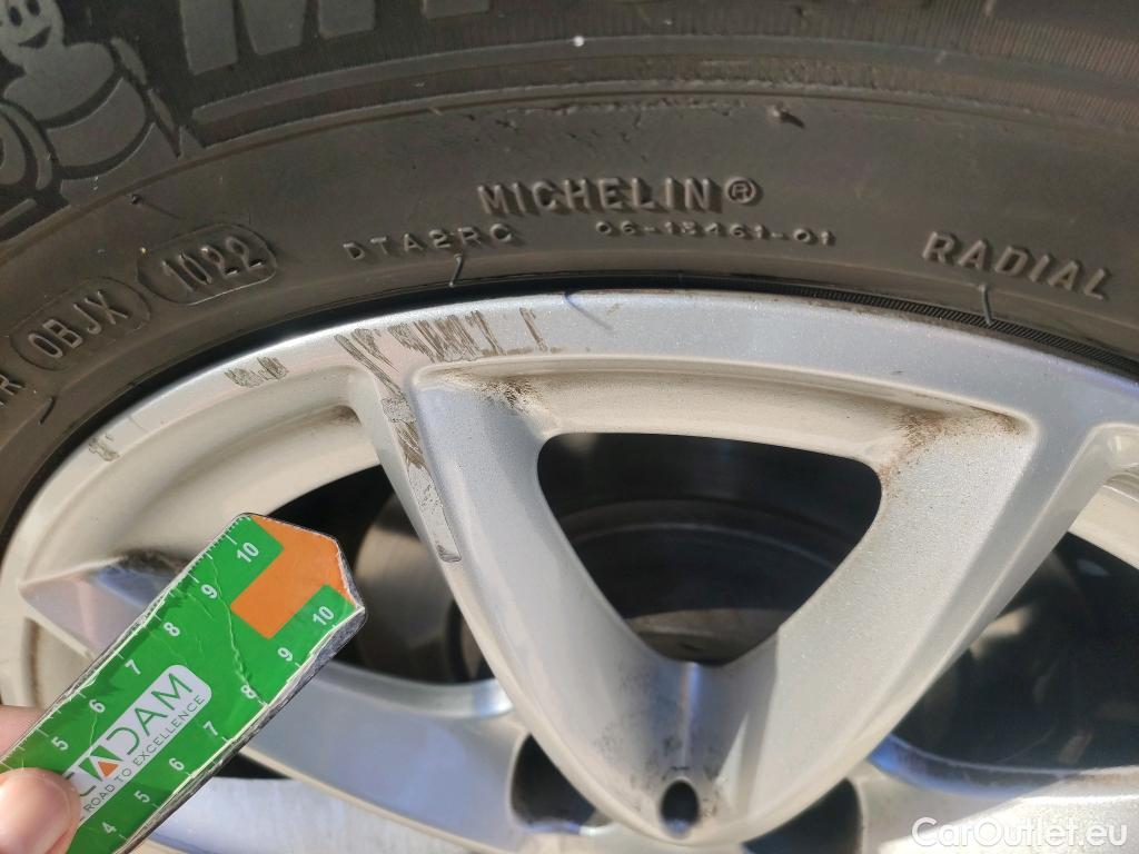  Bmw  Serie 2 BMW  Gran Tourer/2018/5P/monovolumen compacto 216d Business #18