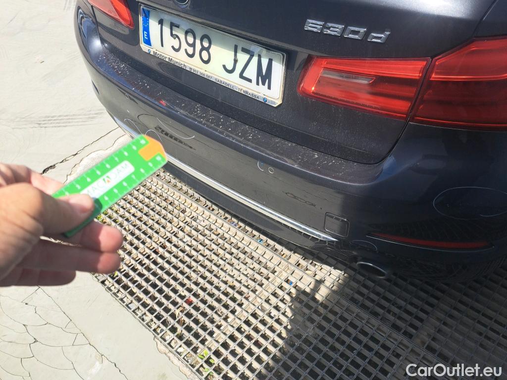  Bmw  Serie 5 BMW  4p 7G sedán 530dA #27