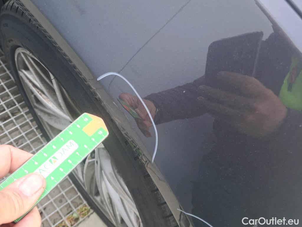  Bmw  Serie 5 BMW  4p 7G sedán 530dA #34