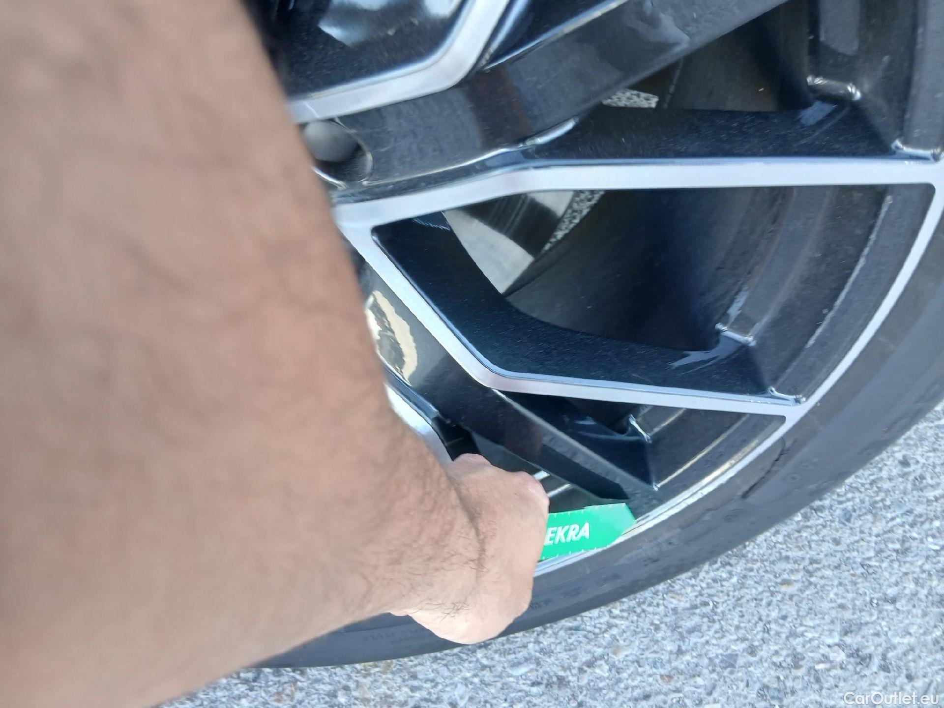  Audi  Q8 AUDI  / 2018 / 5P / todoterreno Black line plus 50 TDI 210kW quattro tip #10