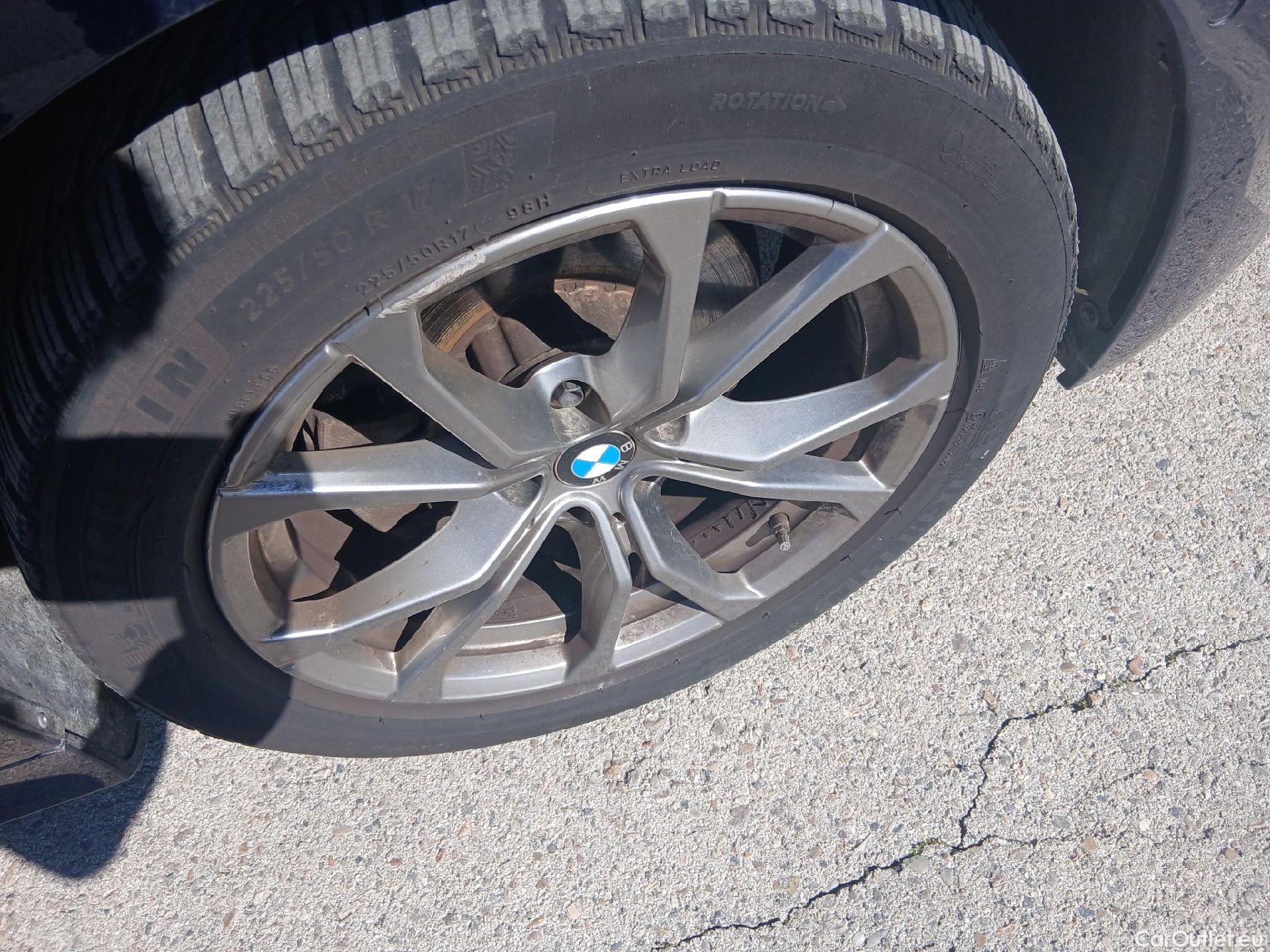  Bmw  Serie 3 BMW  / 2018 / 4P / sedán 320d xDrive Auto. #11