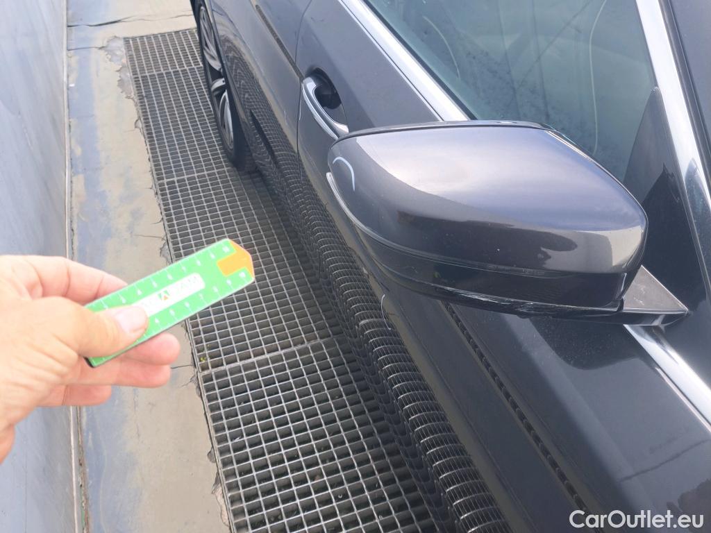  Bmw  Serie 5 BMW  4p 7G sedán 530dA #39