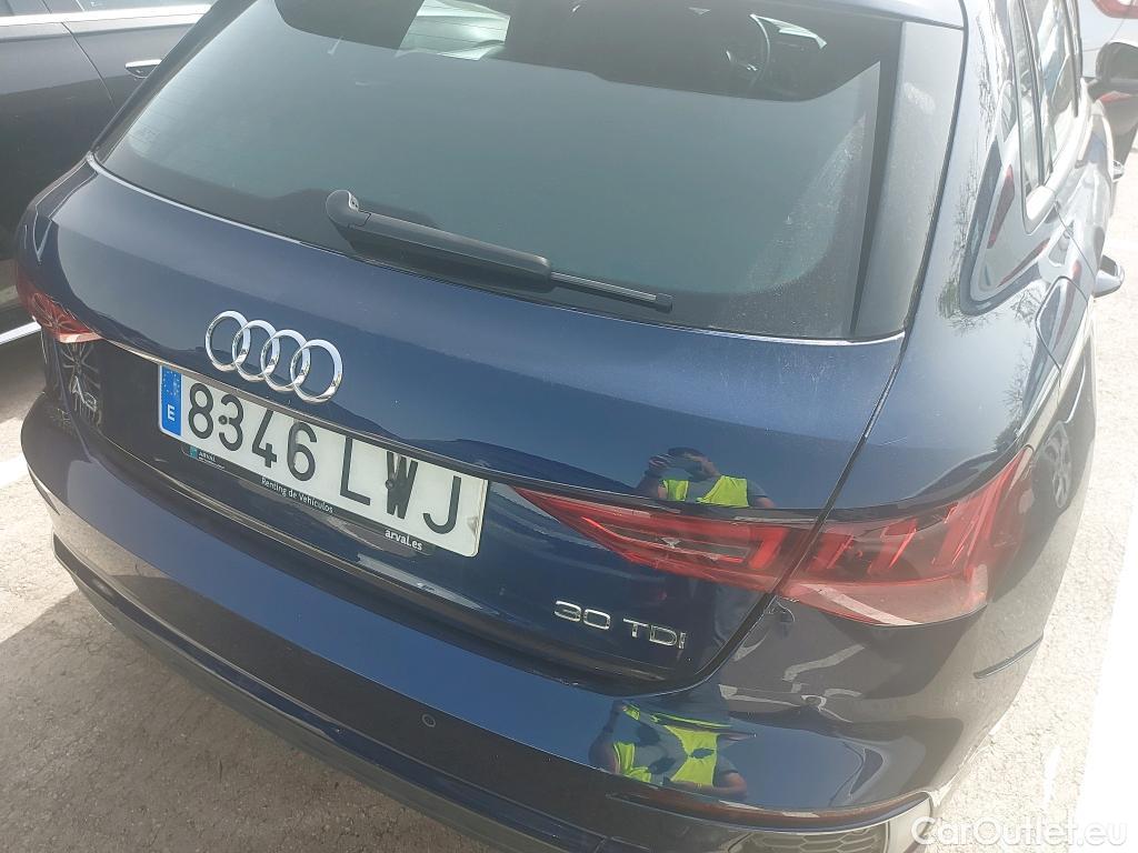  Audi  A3 AUDI  / 2020 / 5P / berlina con portón Sportback S line 30 TDI 85kW (116CV) #7
