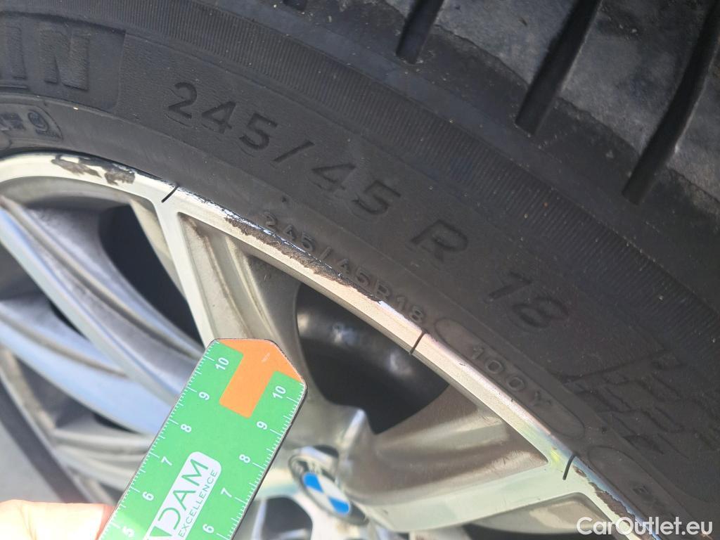  Bmw  Serie 5 BMW  4p 7G sedán 530dA #11