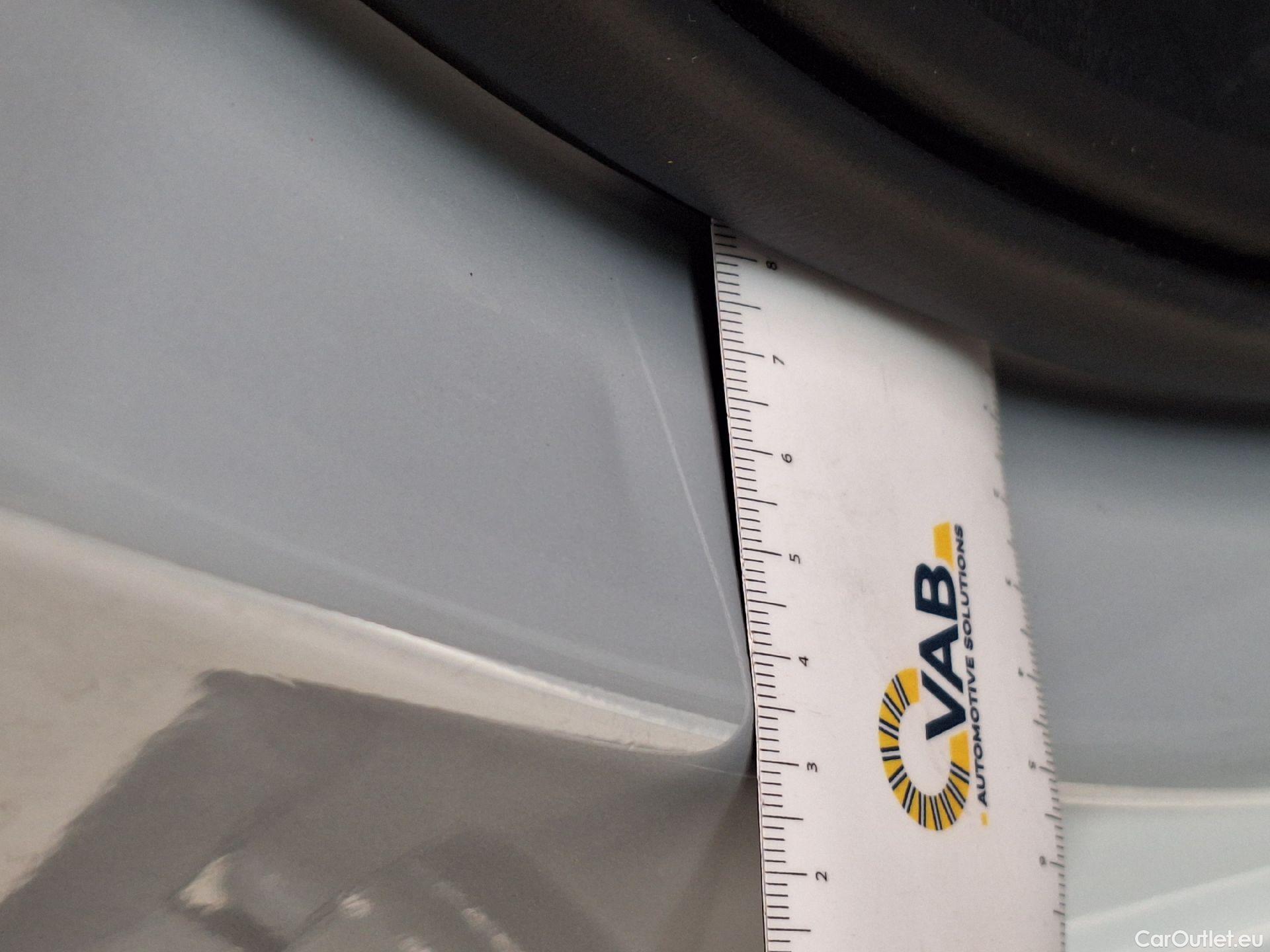  Volvo  XC 40 Volvo, XC40 '17, Volvo XC40 T2 R-Design 5d #20