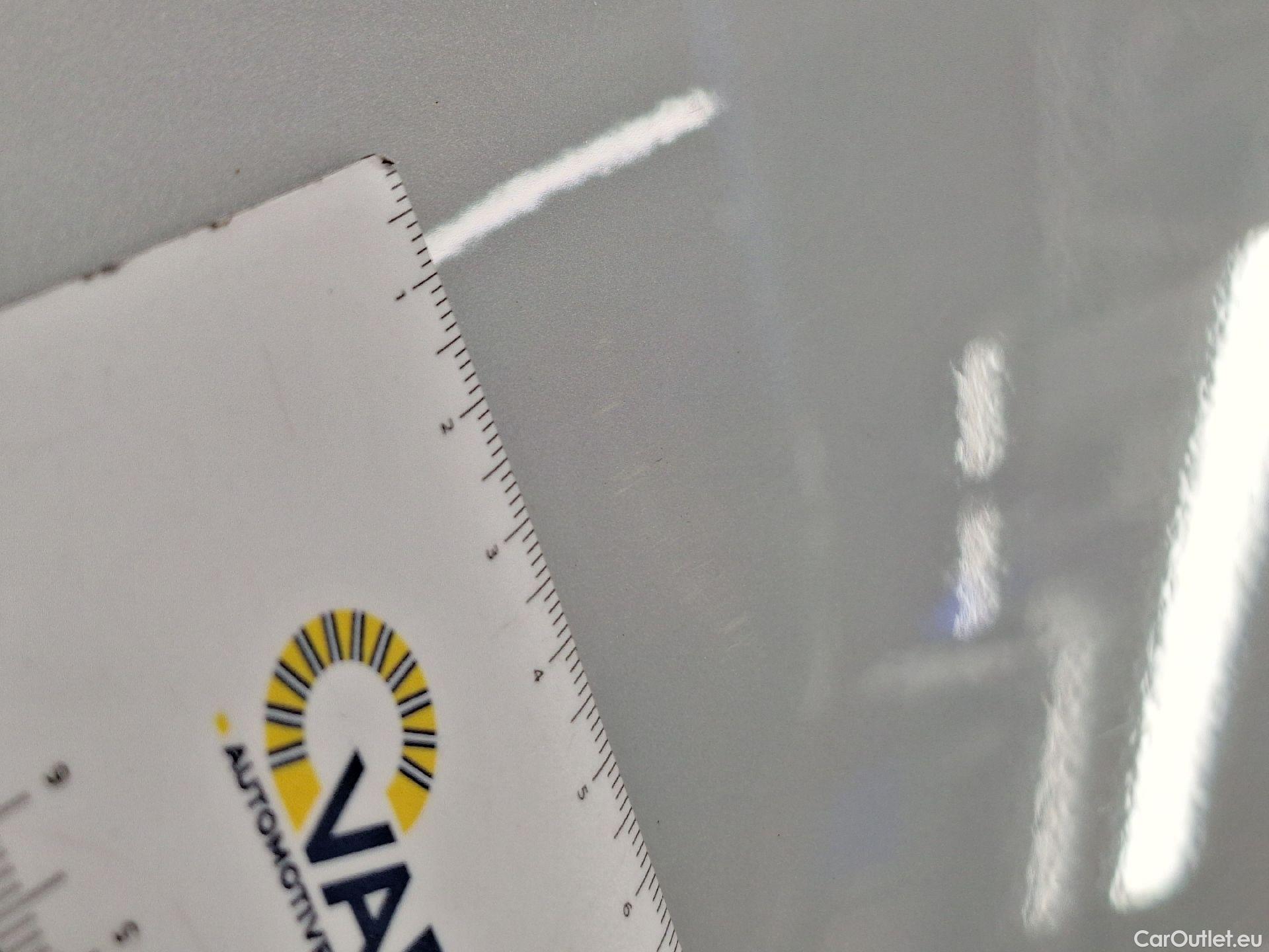  Volvo  XC 40 Volvo, XC40 '17, Volvo XC40 T2 R-Design 5d #18