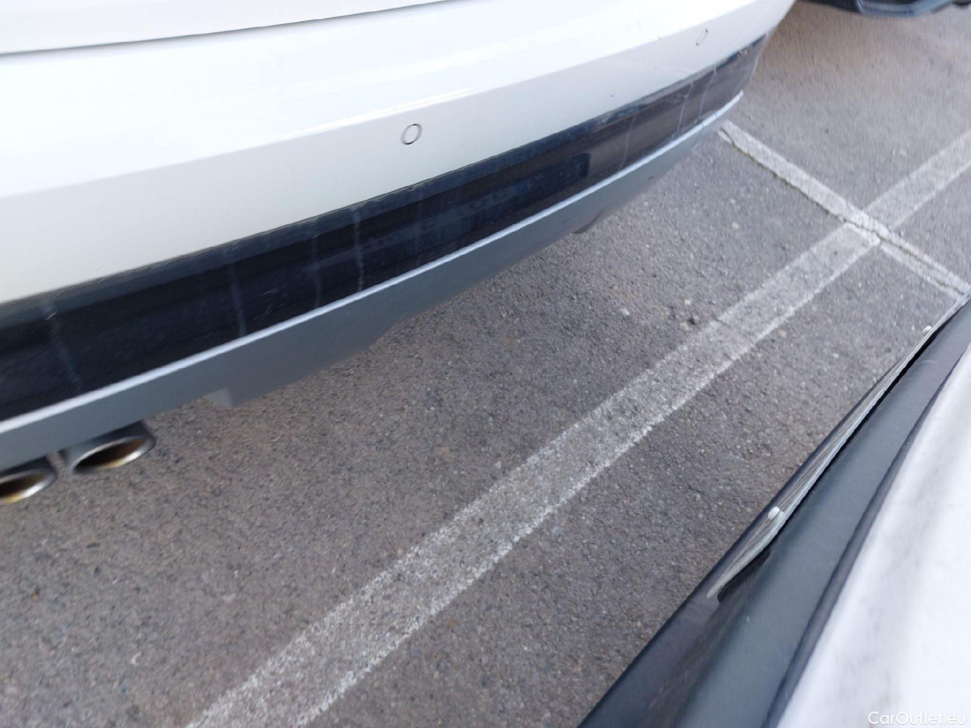  Audi  Q2 AUDI  / 2016 / 5P / todoterreno Design 35 TFSI 110kW (150CV) S tronic #8