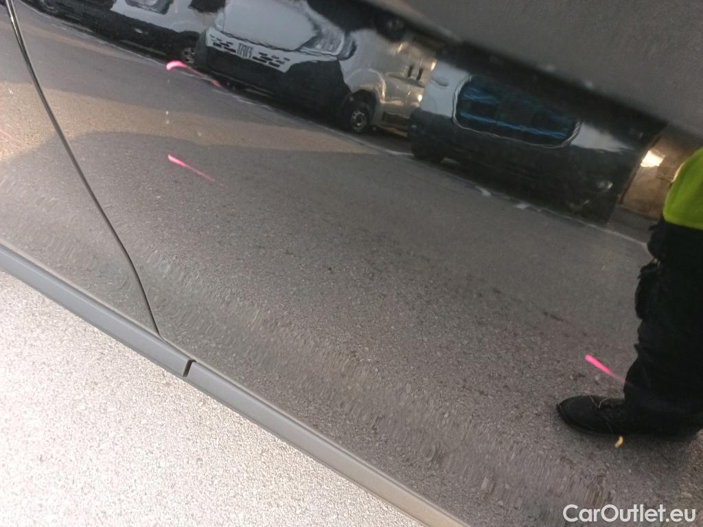  Bmw  X1 BMW  / 2019 / 5P / todoterreno sDrive18dA Corporate #8